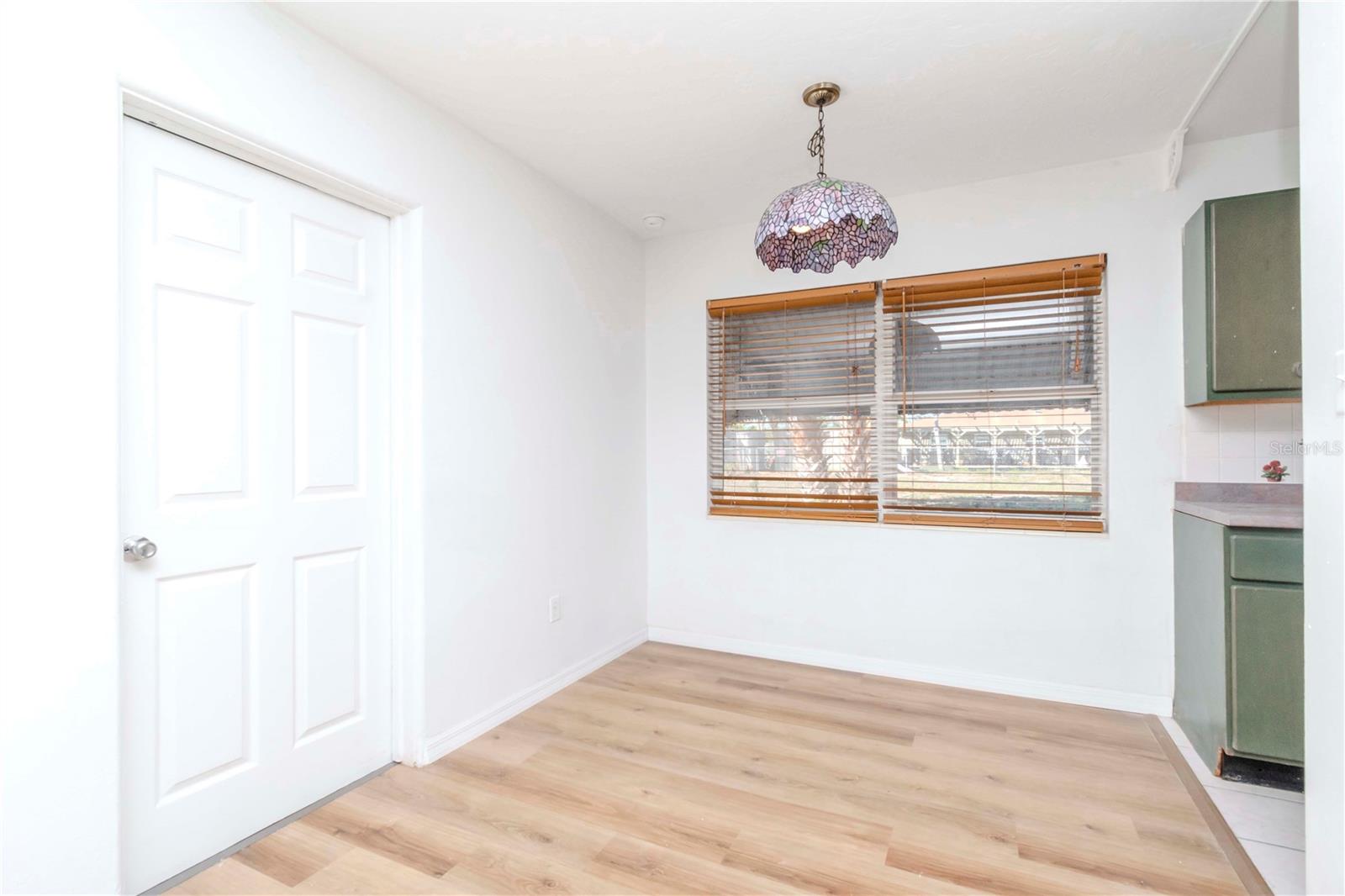 6604 COLUMBIA DR, BRADENTON, FL, 34207