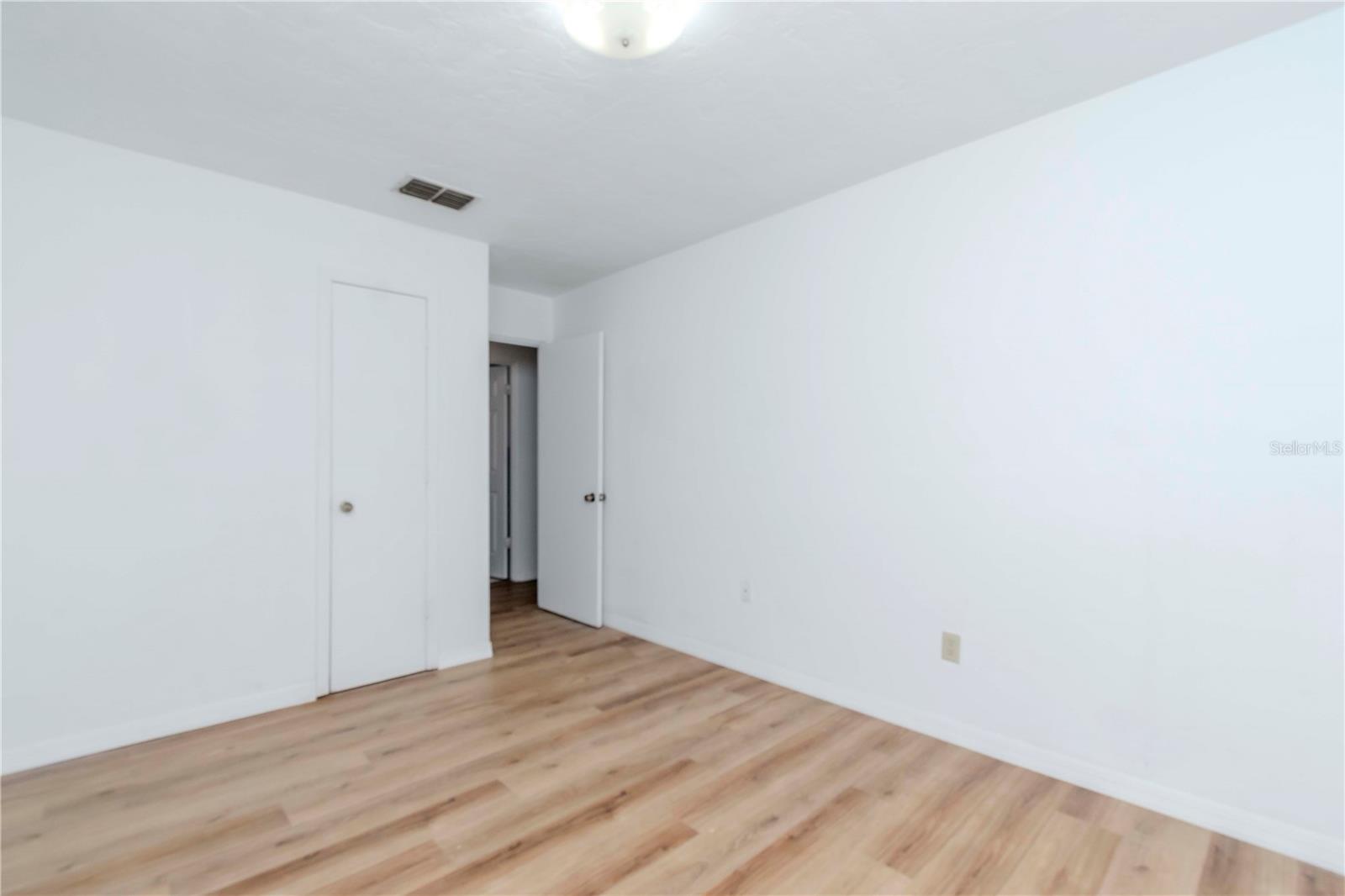 6604 COLUMBIA DR, BRADENTON, FL, 34207