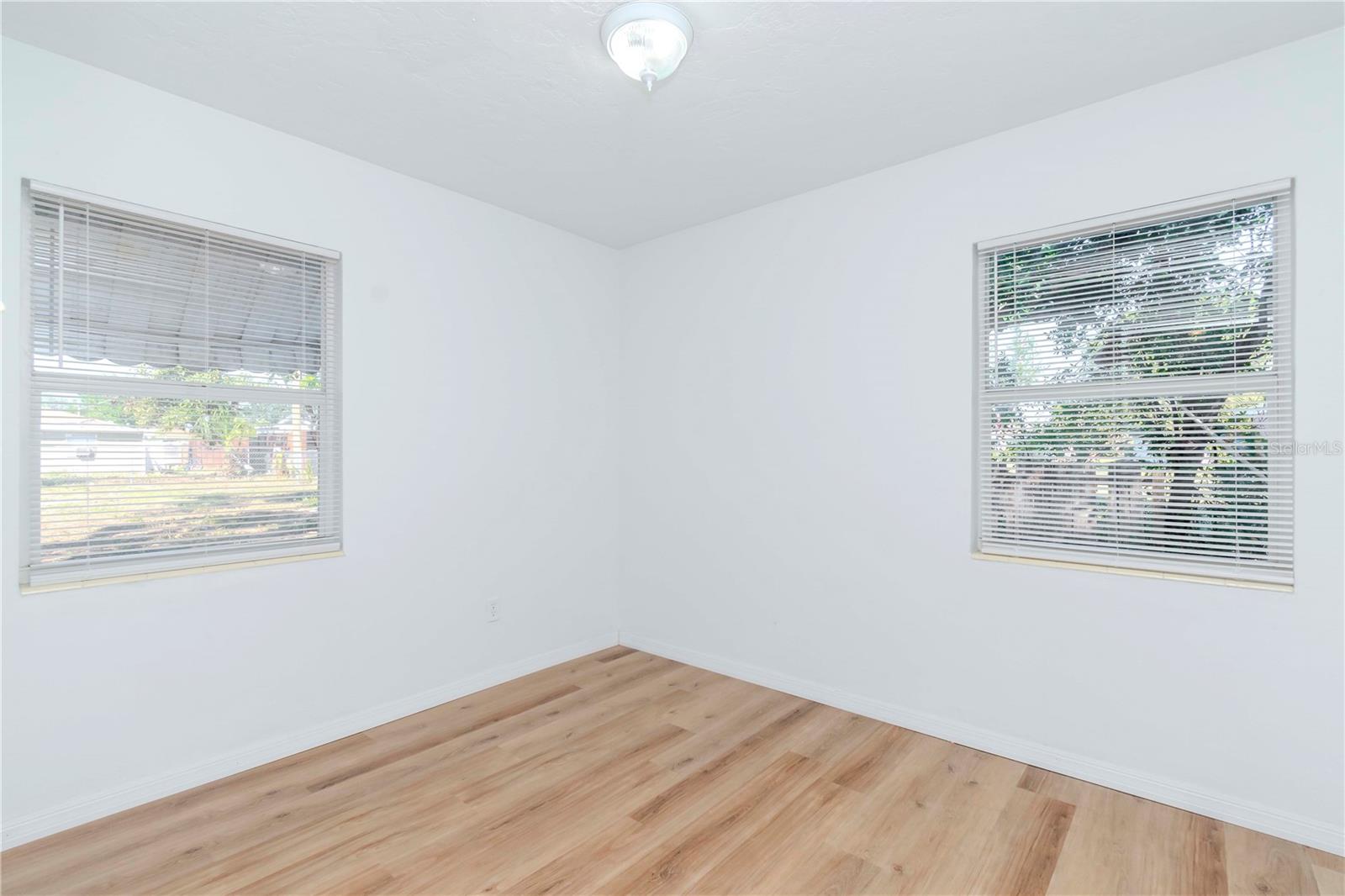 6604 COLUMBIA DR, BRADENTON, FL, 34207