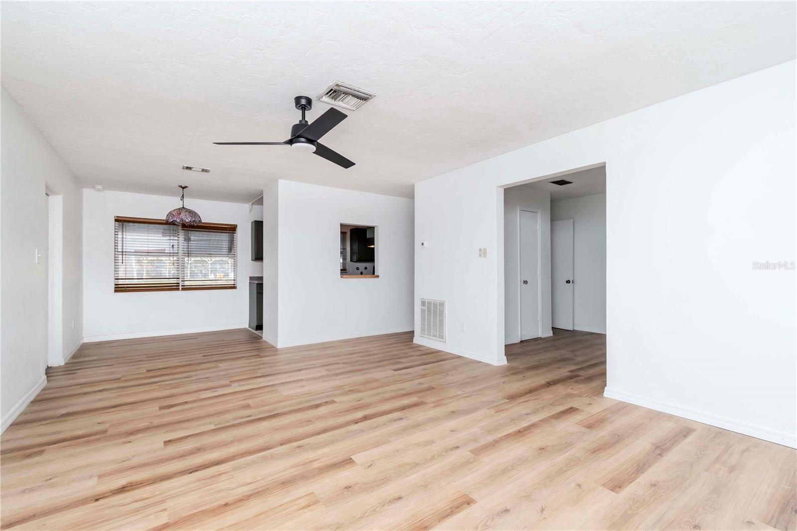 6604 COLUMBIA DR, BRADENTON, FL, 34207