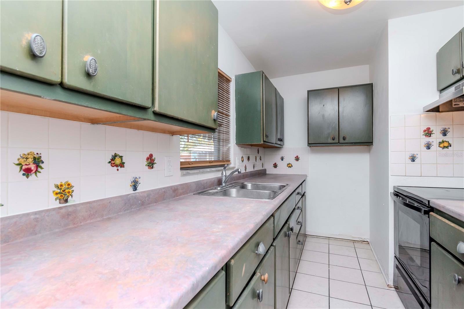 6604 COLUMBIA DR, BRADENTON, FL, 34207