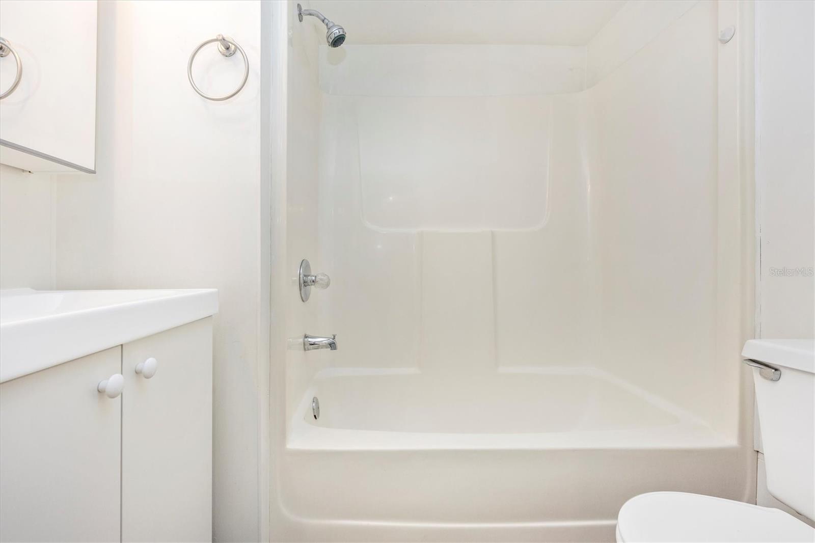 3266 JOLSON DR #B, SARASOTA, FL, 34237