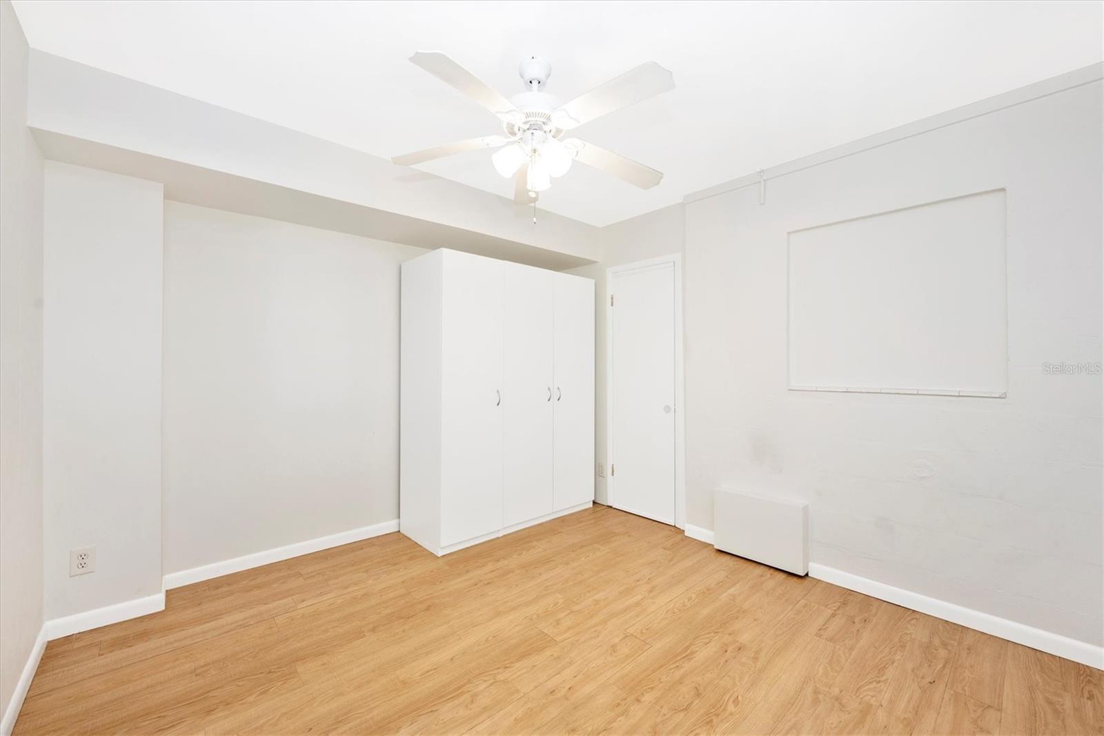 3266 JOLSON DR #B, SARASOTA, FL, 34237