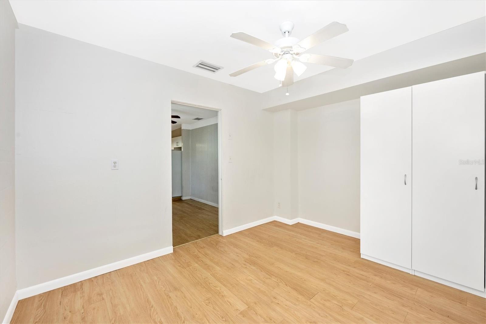 3266 JOLSON DR #B, SARASOTA, FL, 34237