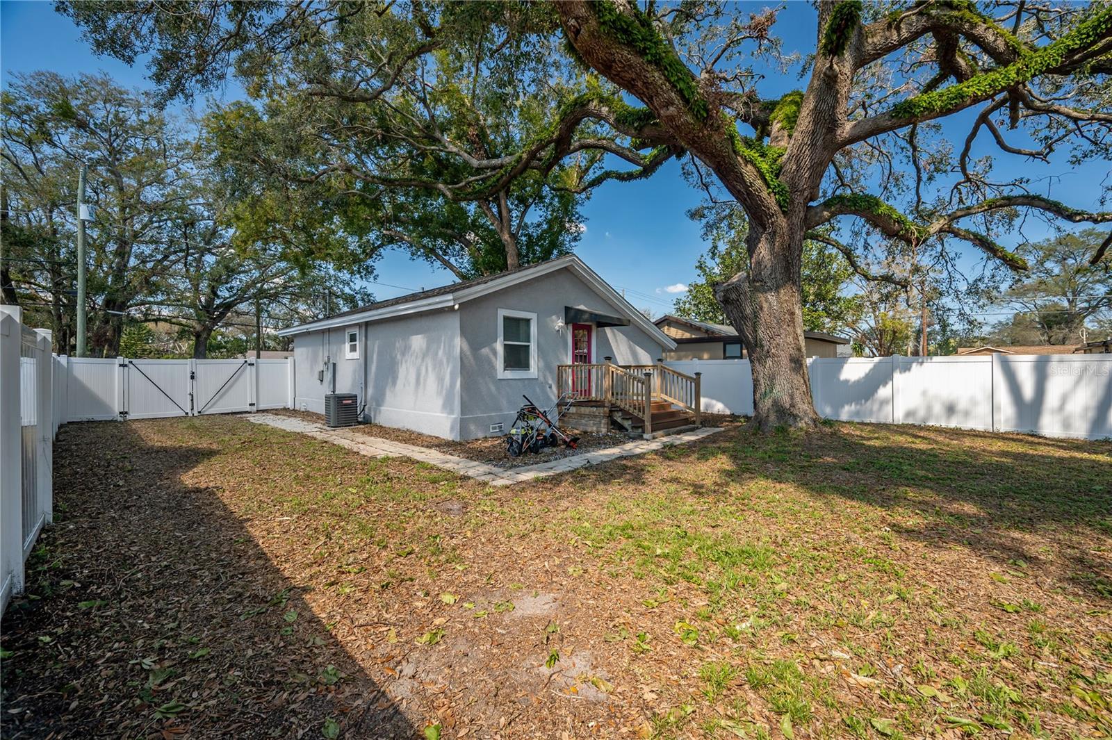 6907 N 12TH ST, TAMPA, FL, 33604