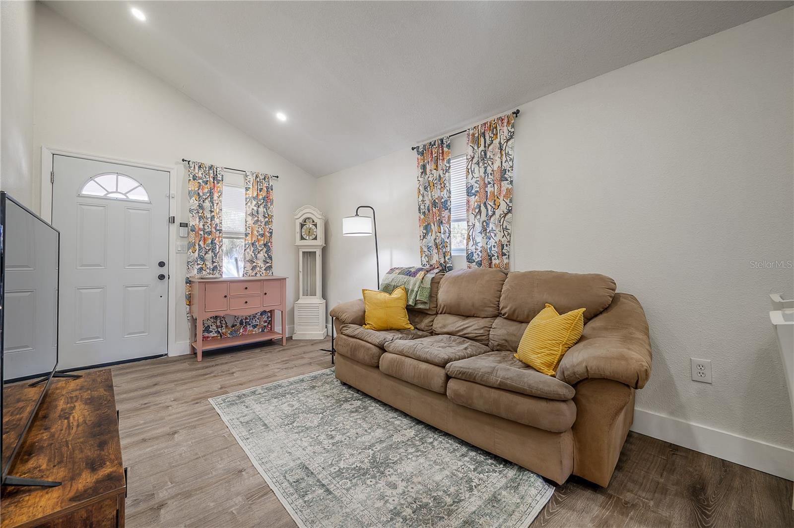 6907 N 12TH ST, TAMPA, FL, 33604