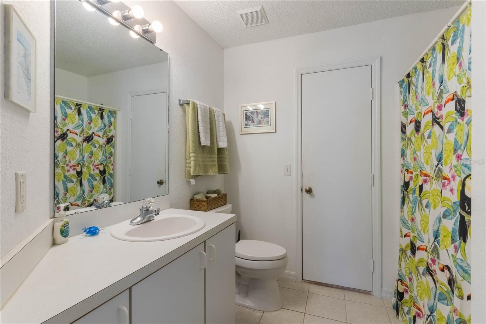 100 DIAMOND RIDGE BLVD, AUBURNDALE, FL, 33823
