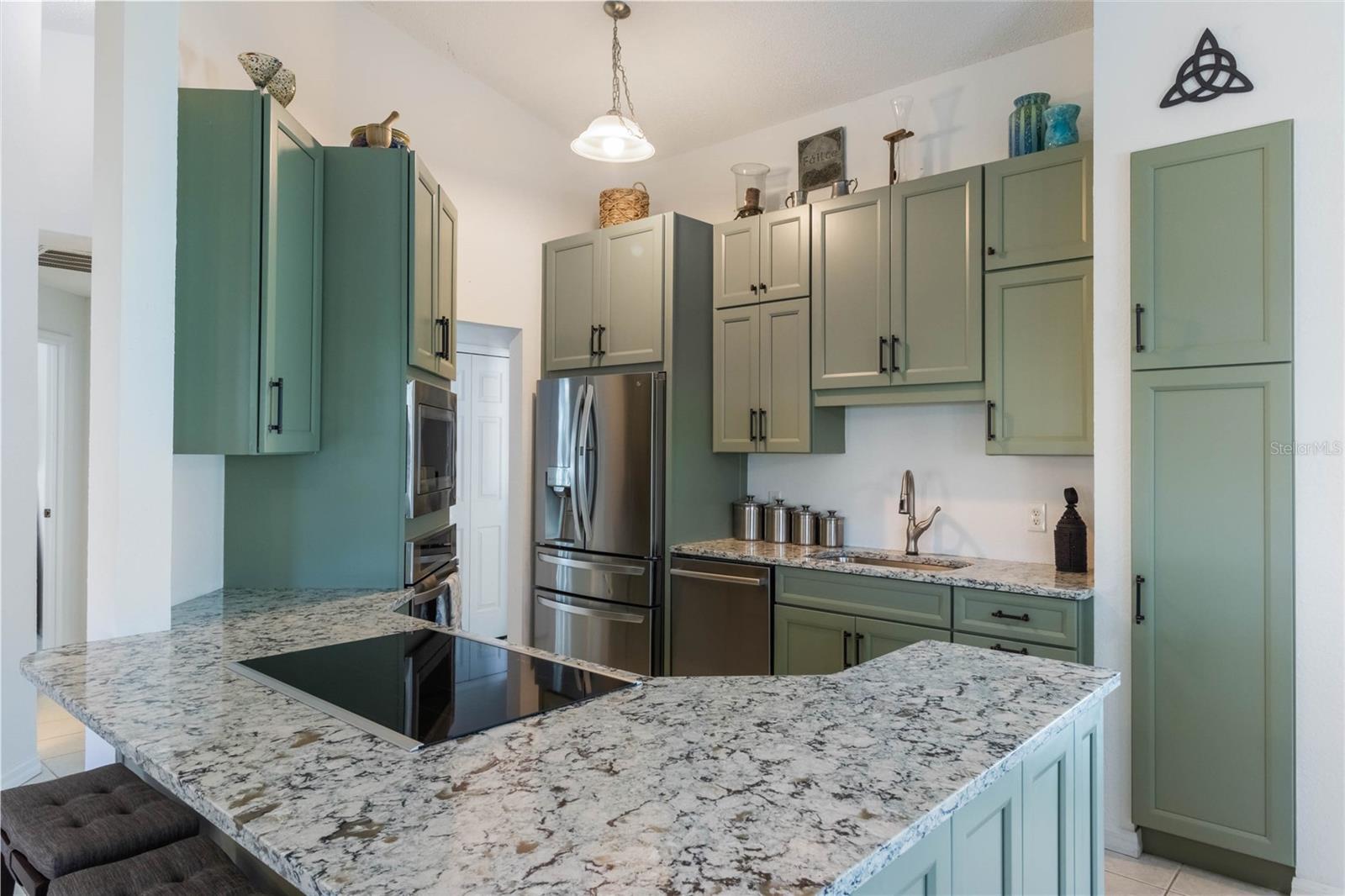 100 DIAMOND RIDGE BLVD, AUBURNDALE, FL, 33823