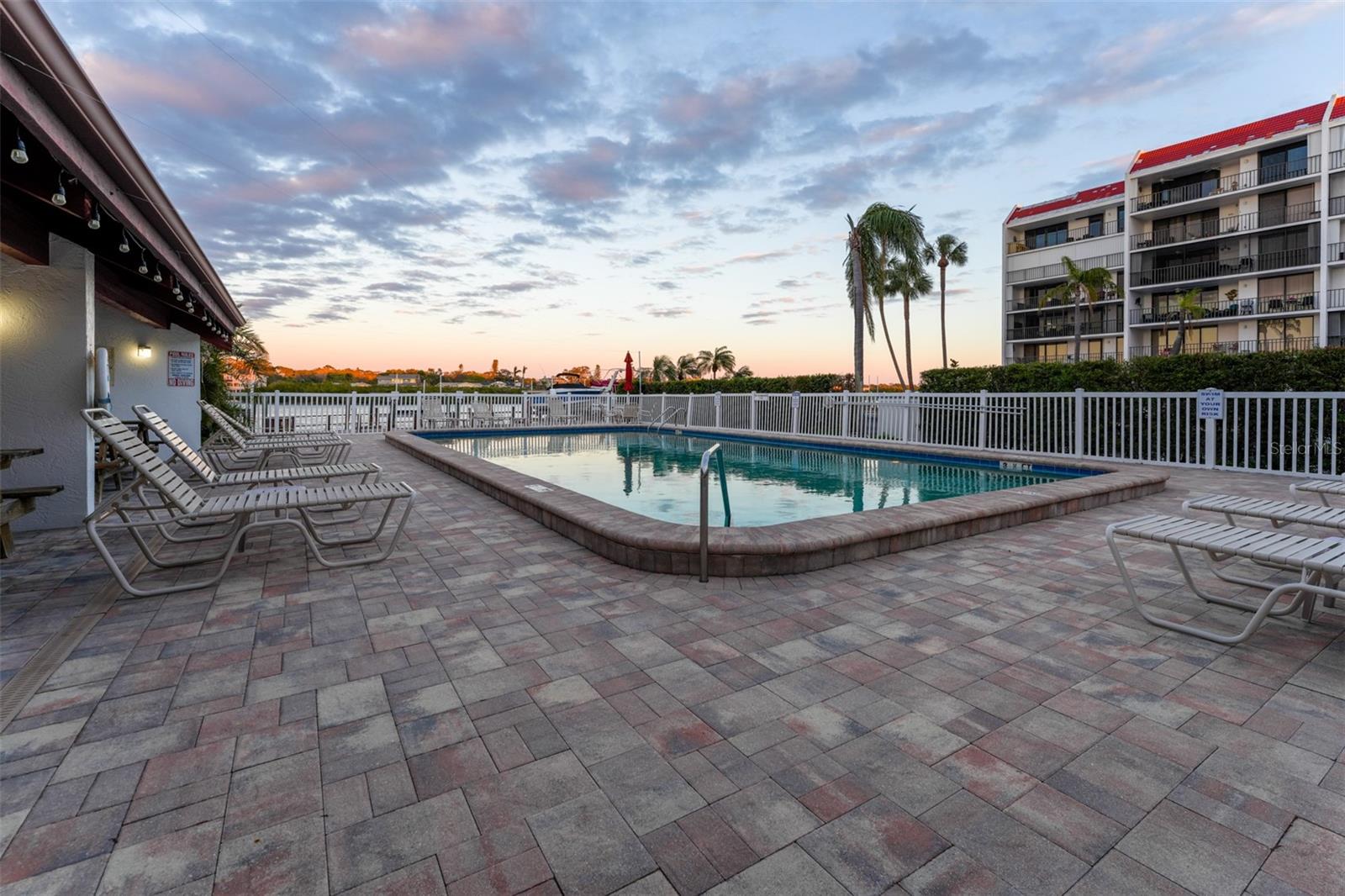 19111 VISTA BAY DR #401, INDIAN SHORES, FL, 33785