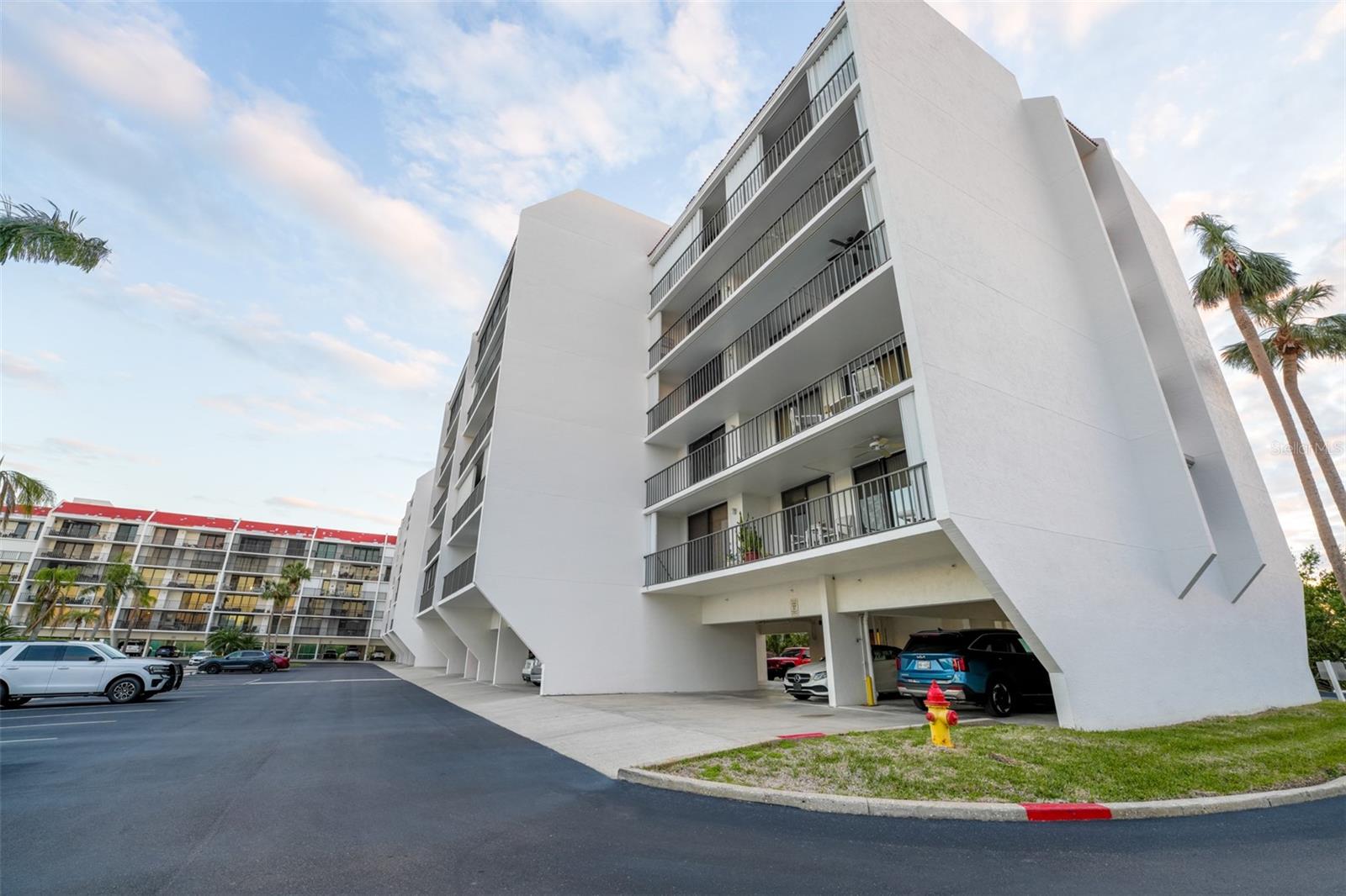 19111 VISTA BAY DR #401, INDIAN SHORES, FL, 33785