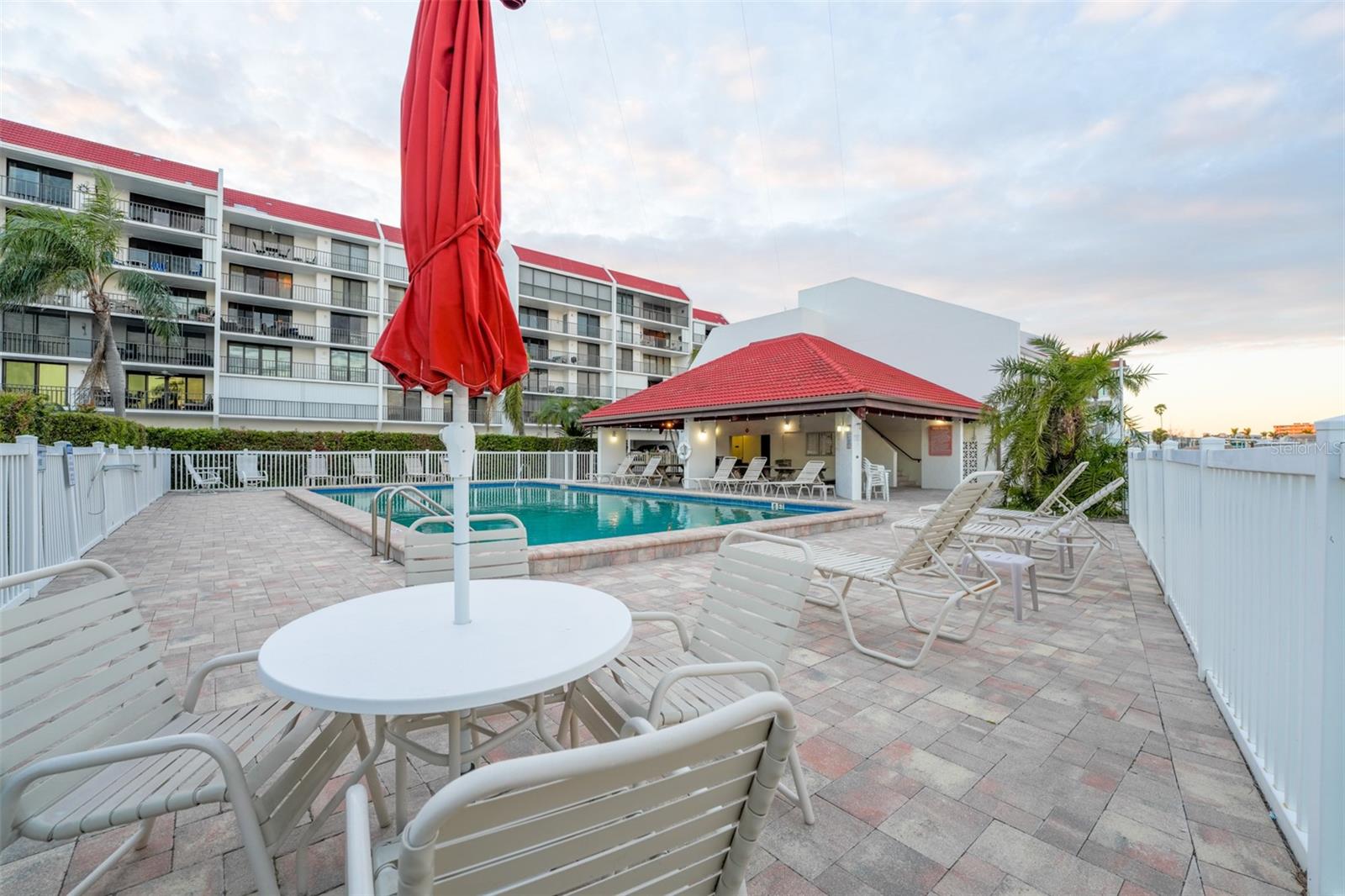 19111 VISTA BAY DR #401, INDIAN SHORES, FL, 33785