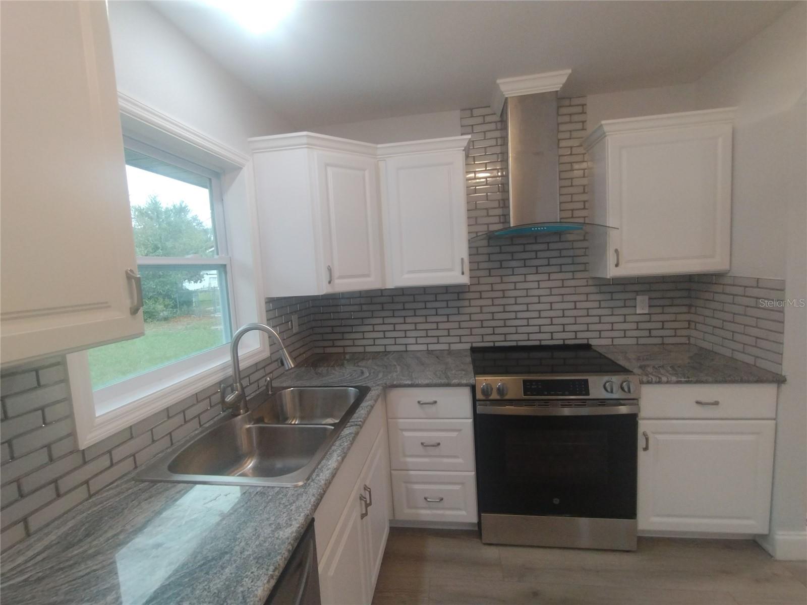 605 S VERONA AVE, AVON PARK, FL, 33825