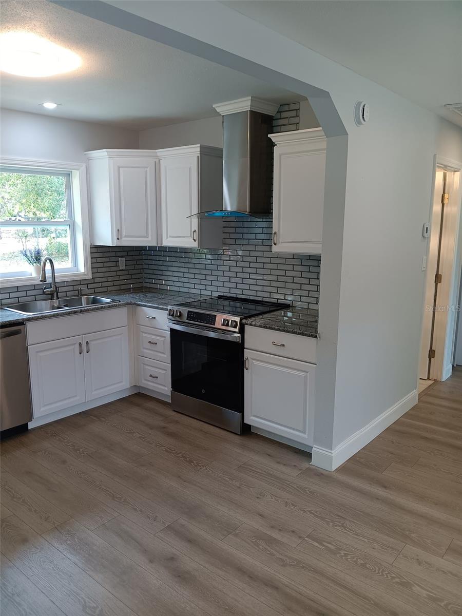 605 S VERONA AVE, AVON PARK, FL, 33825