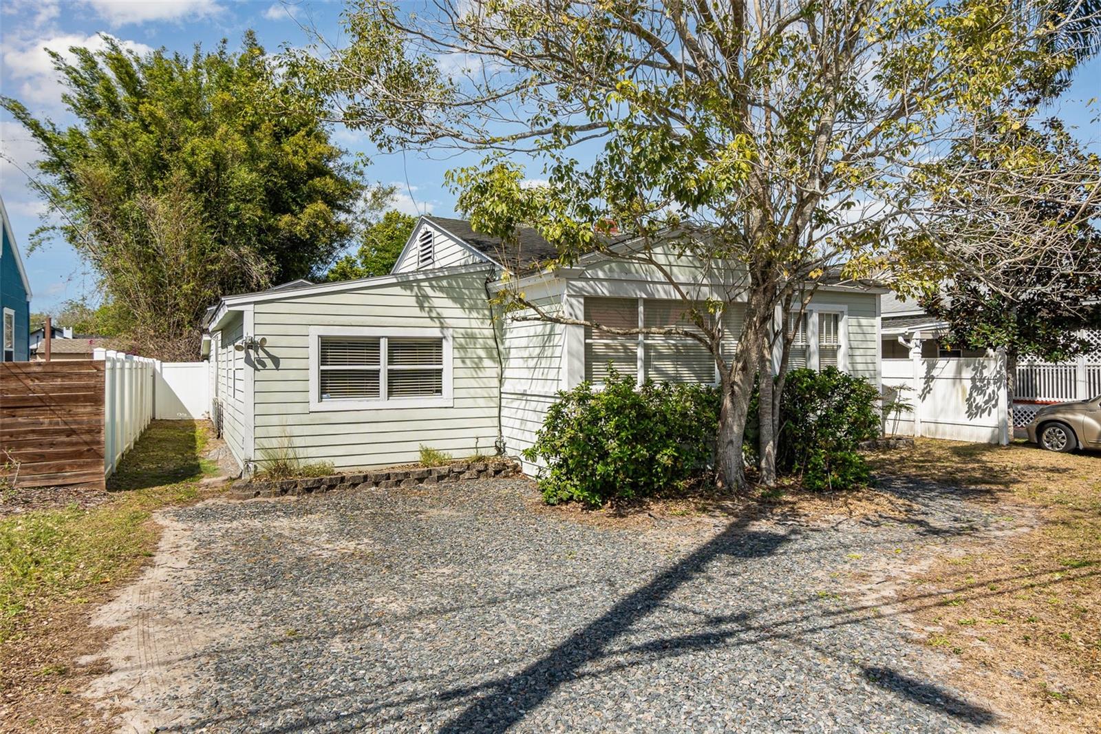 219 E GRANT ST, ORLANDO, FL, 32806