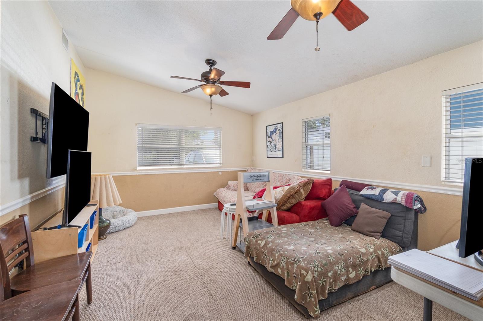 219 E GRANT ST, ORLANDO, FL, 32806