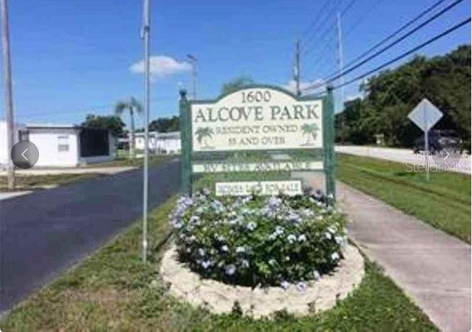 TB8355888 Property Photo