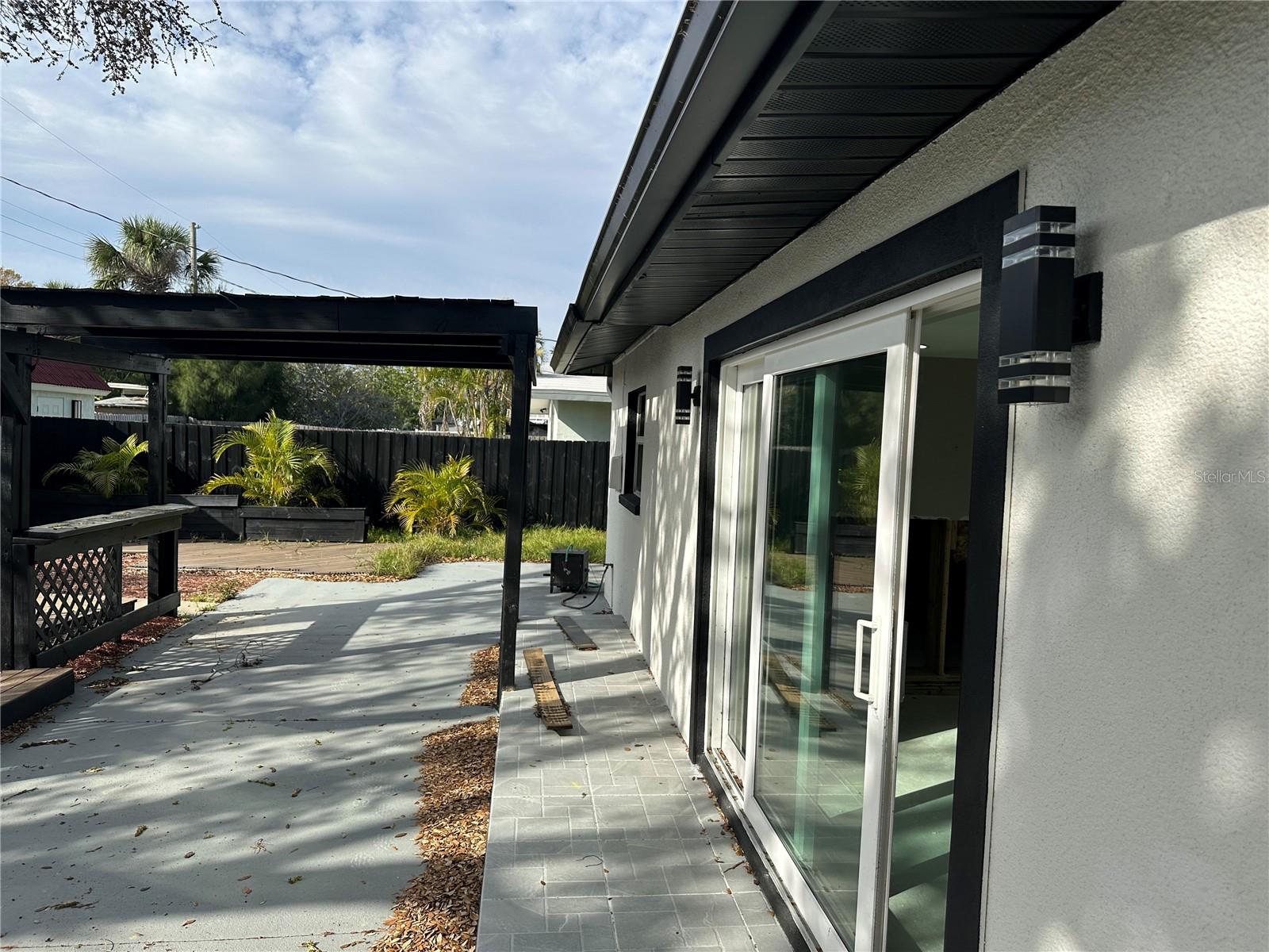 3934 HUNTINGTON ST NE, ST PETERSBURG, FL, 33703