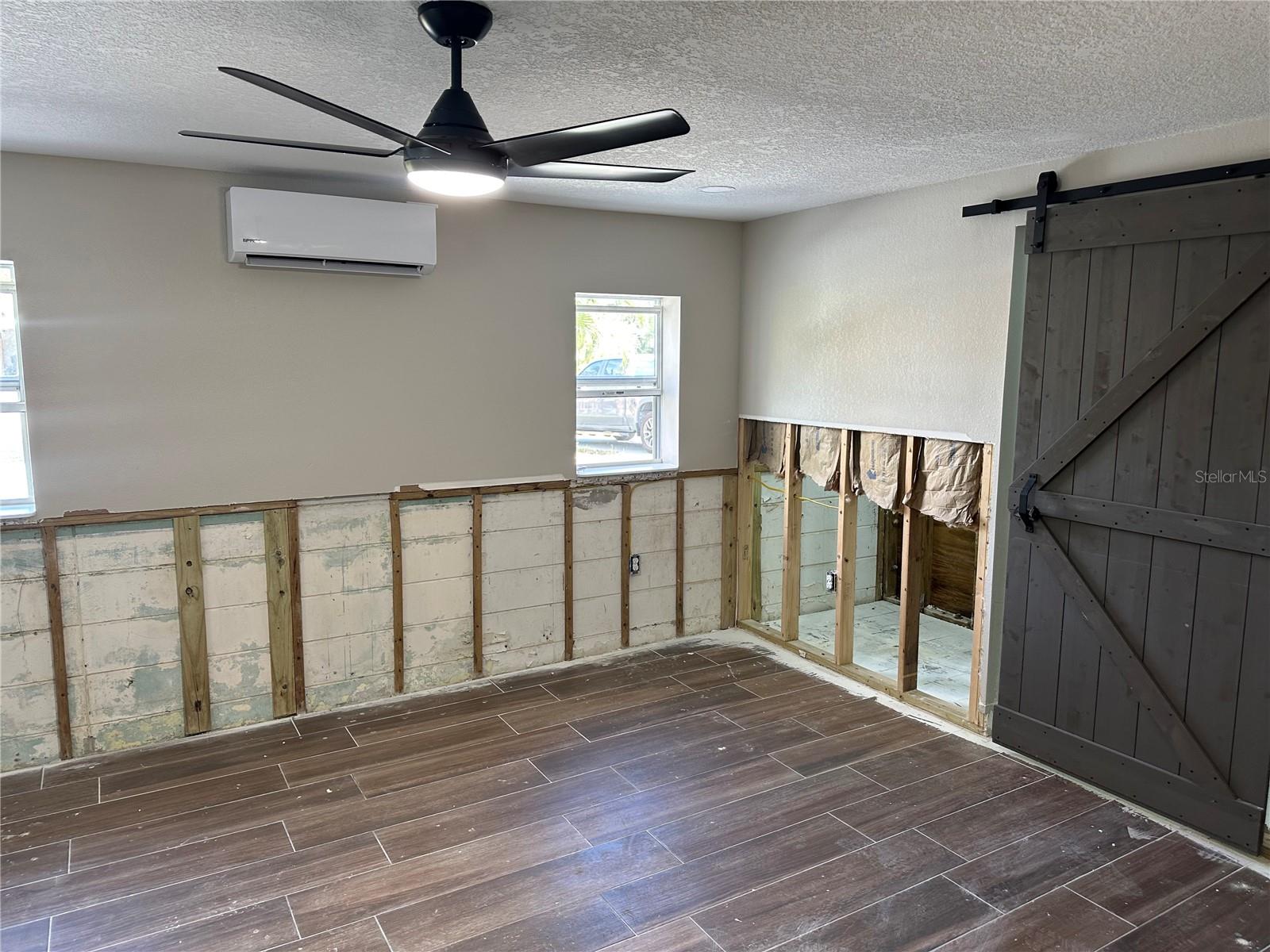 3934 HUNTINGTON ST NE, ST PETERSBURG, FL, 33703
