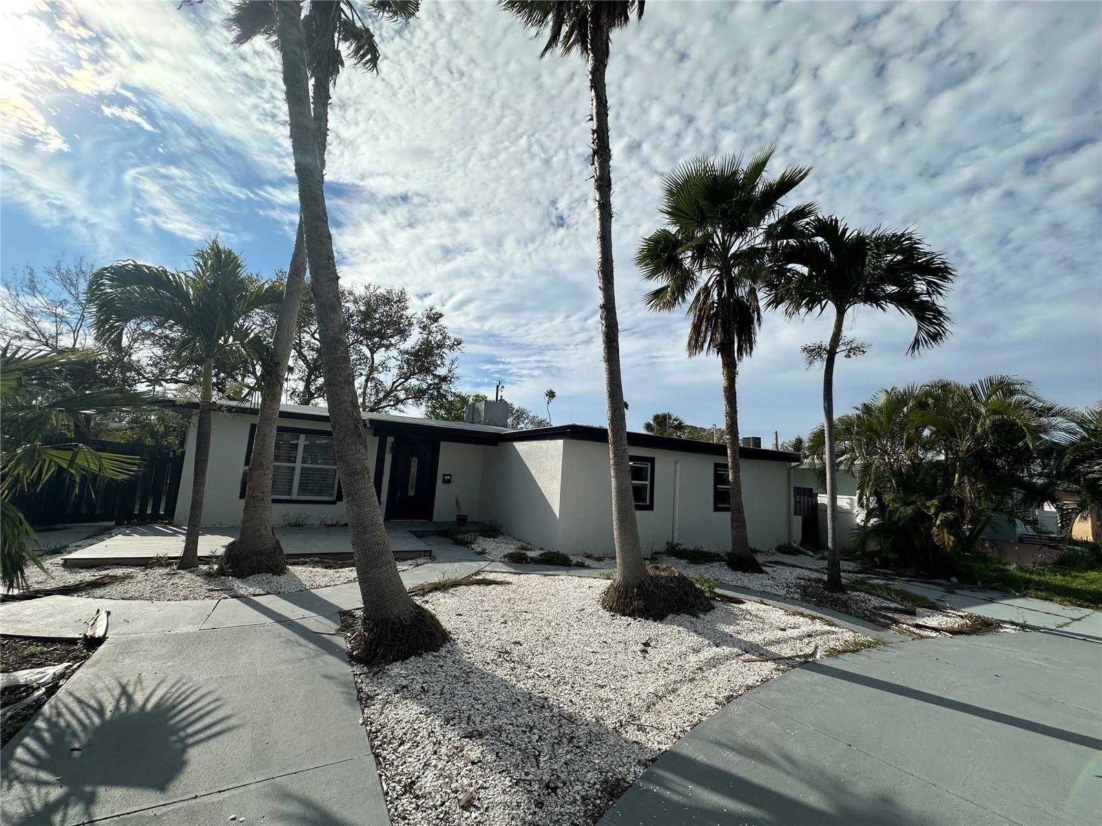 3934 HUNTINGTON ST NE, ST PETERSBURG, FL, 33703