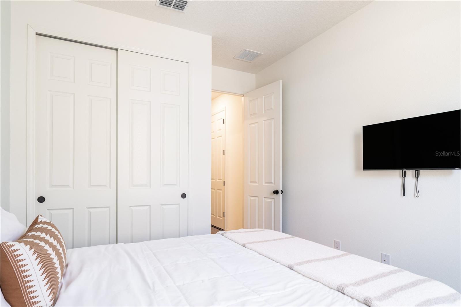 7417 35TH LN E, SARASOTA, FL, 34243