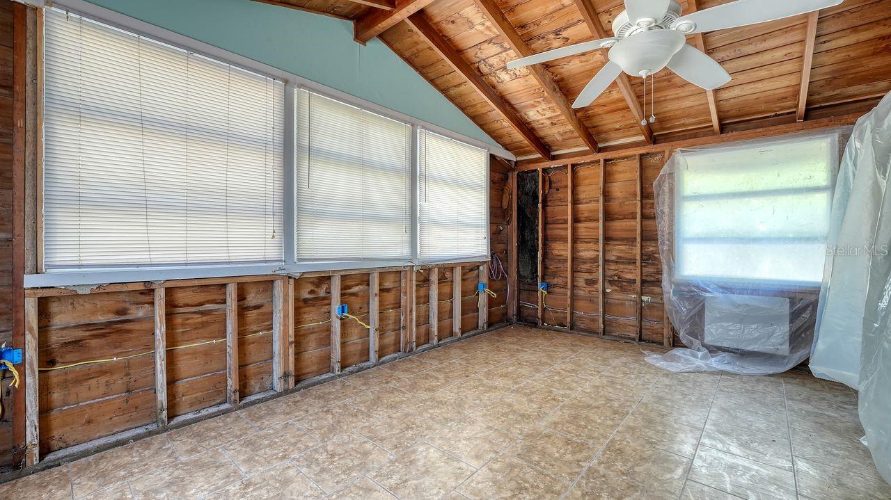 5448 AVENIDA DEL MARE, SARASOTA, FL, 34242