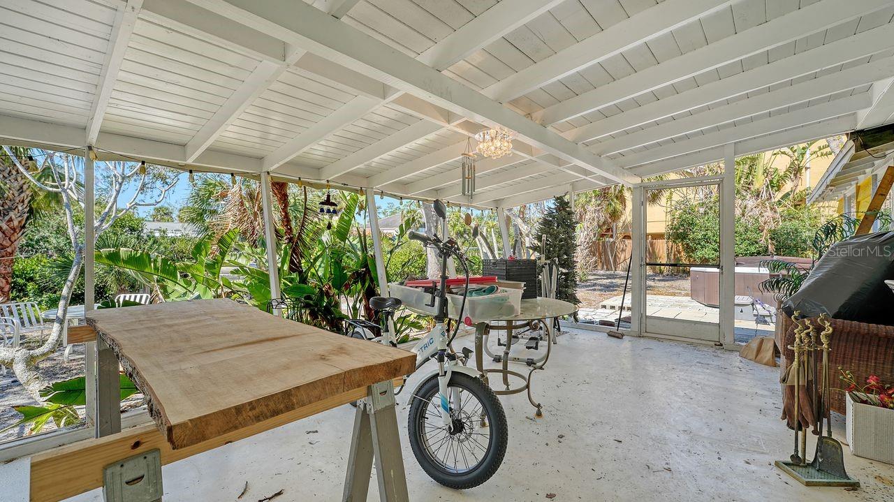 5448 AVENIDA DEL MARE, SARASOTA, FL, 34242