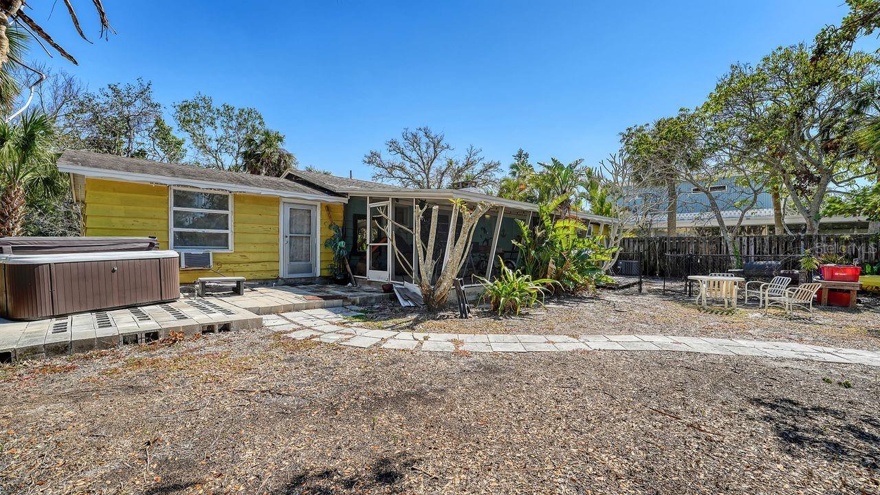5448 AVENIDA DEL MARE, SARASOTA, FL, 34242