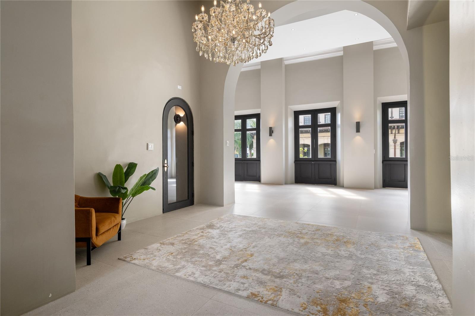 PR9112037 Property Photo