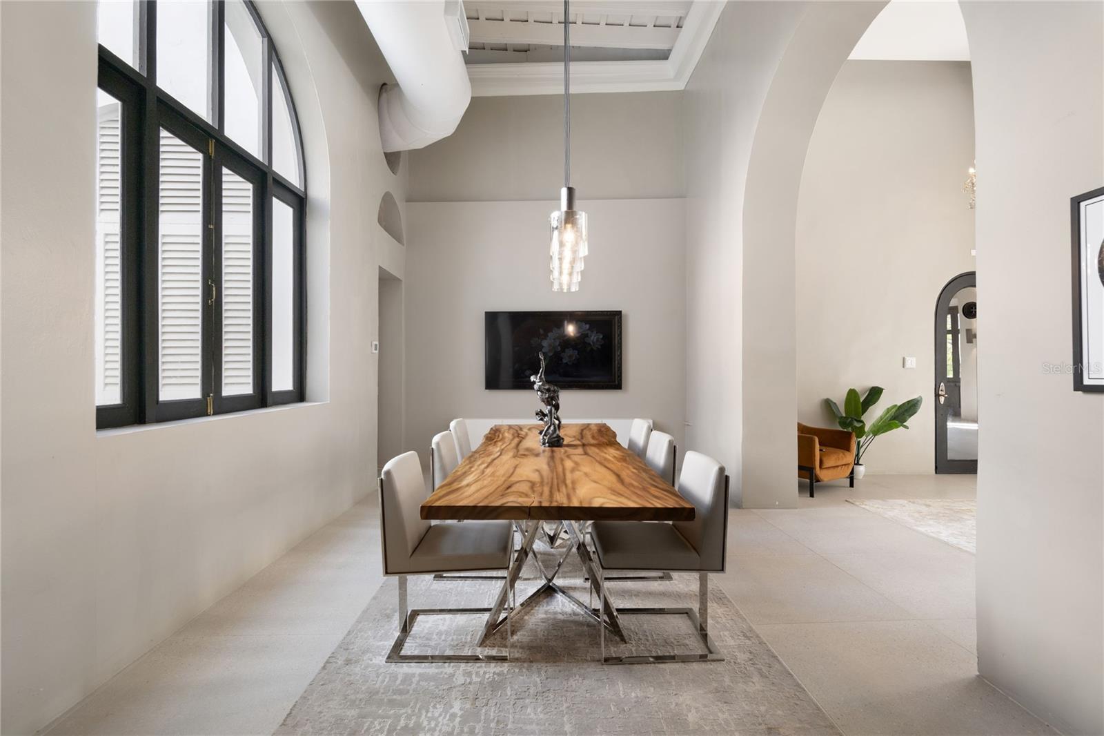 PR9112037 Property Photo