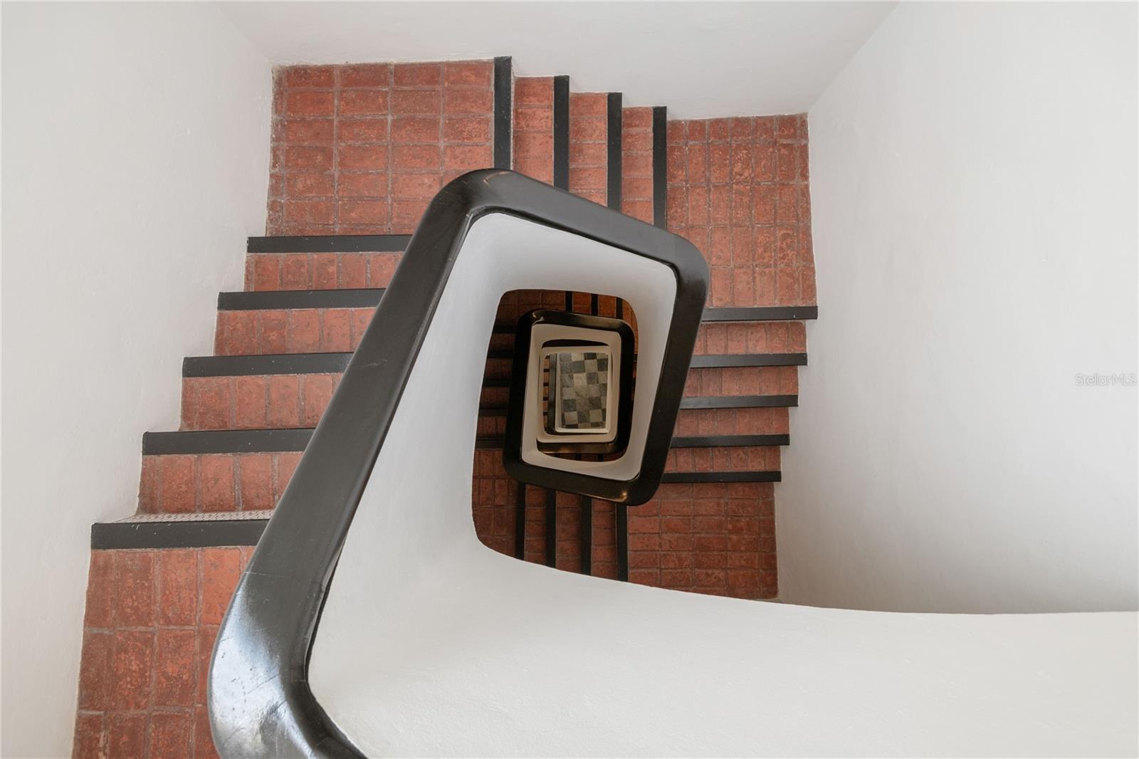 PR9112037 Property Photo