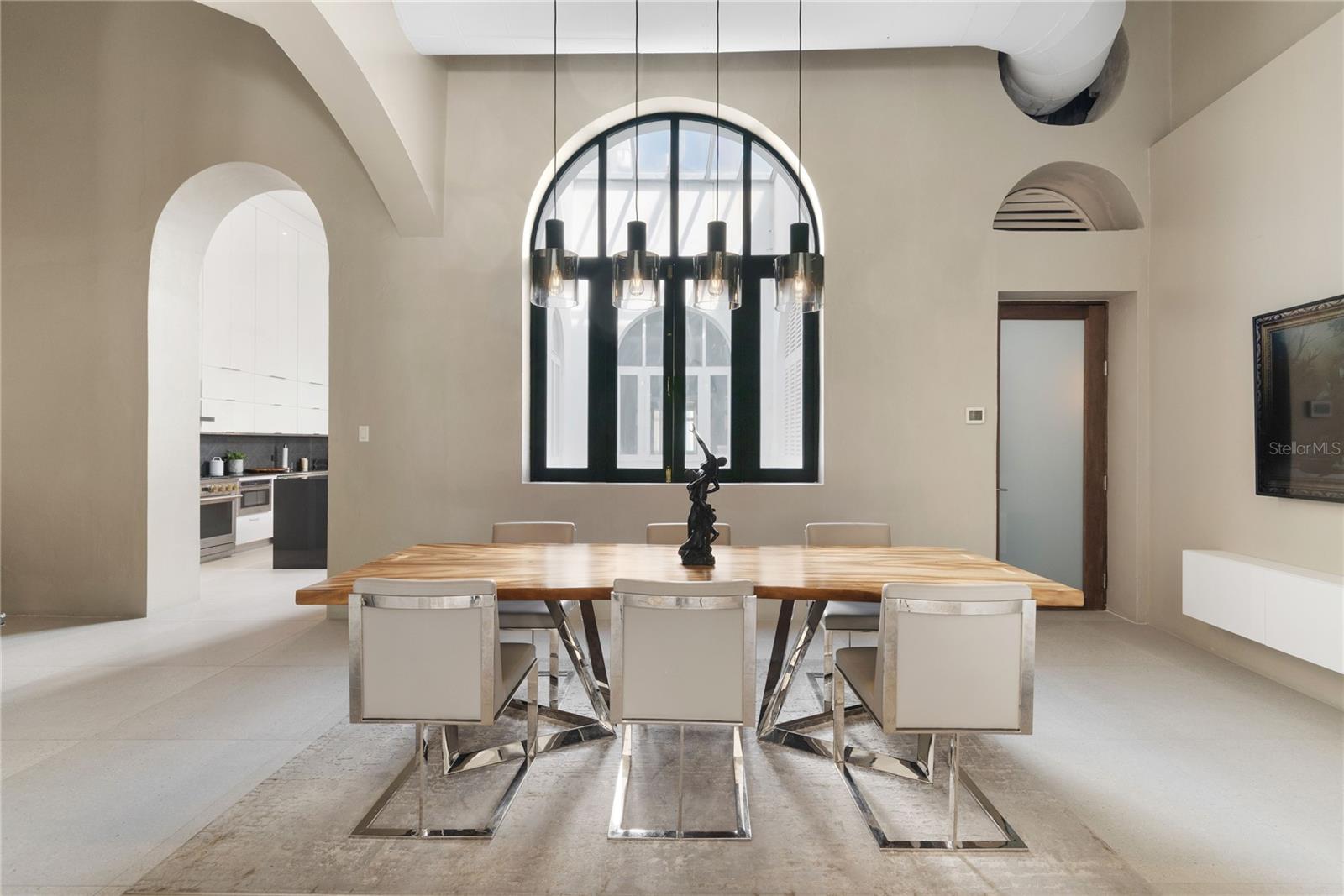 PR9112037 Property Photo