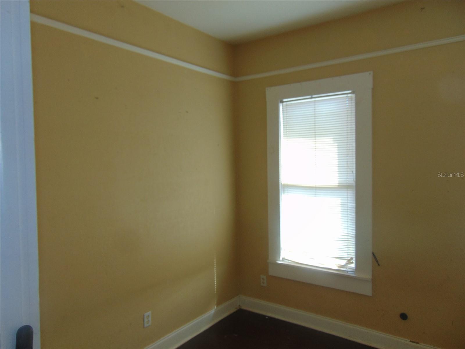 2506 1/2 E COLUMBUS DR, TAMPA, FL, 33605