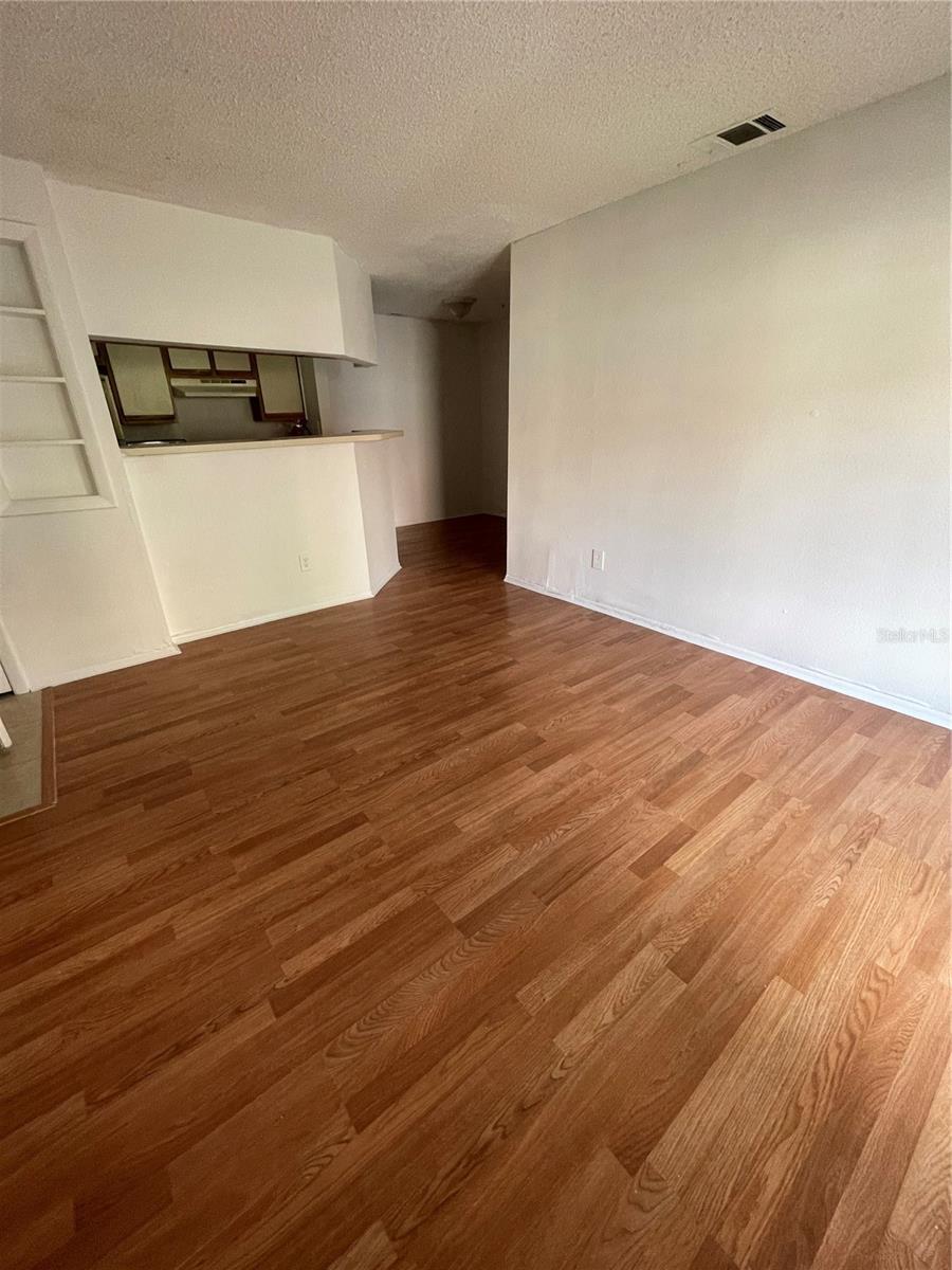 249 AFTON SQ #107, ALTAMONTE SPRINGS, FL, 32714