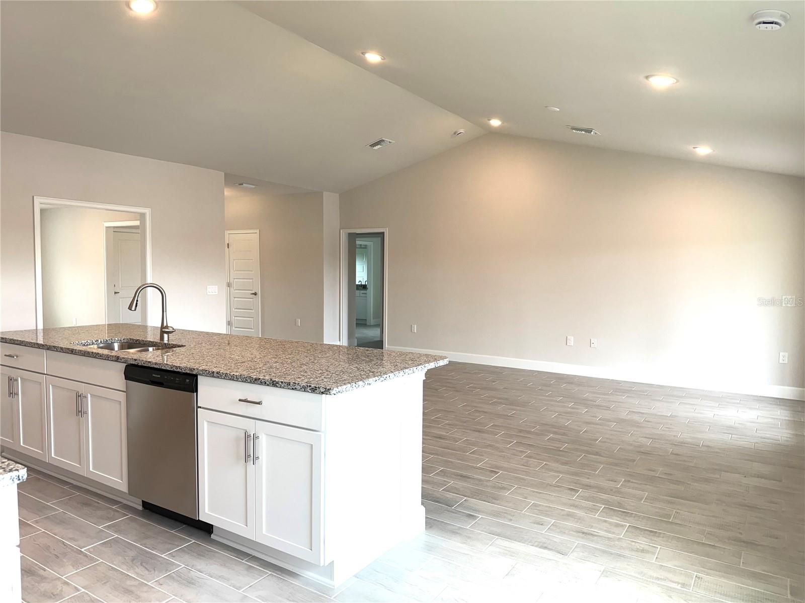 13902 ALLAMANDA CIR, PORT CHARLOTTE, FL, 33981