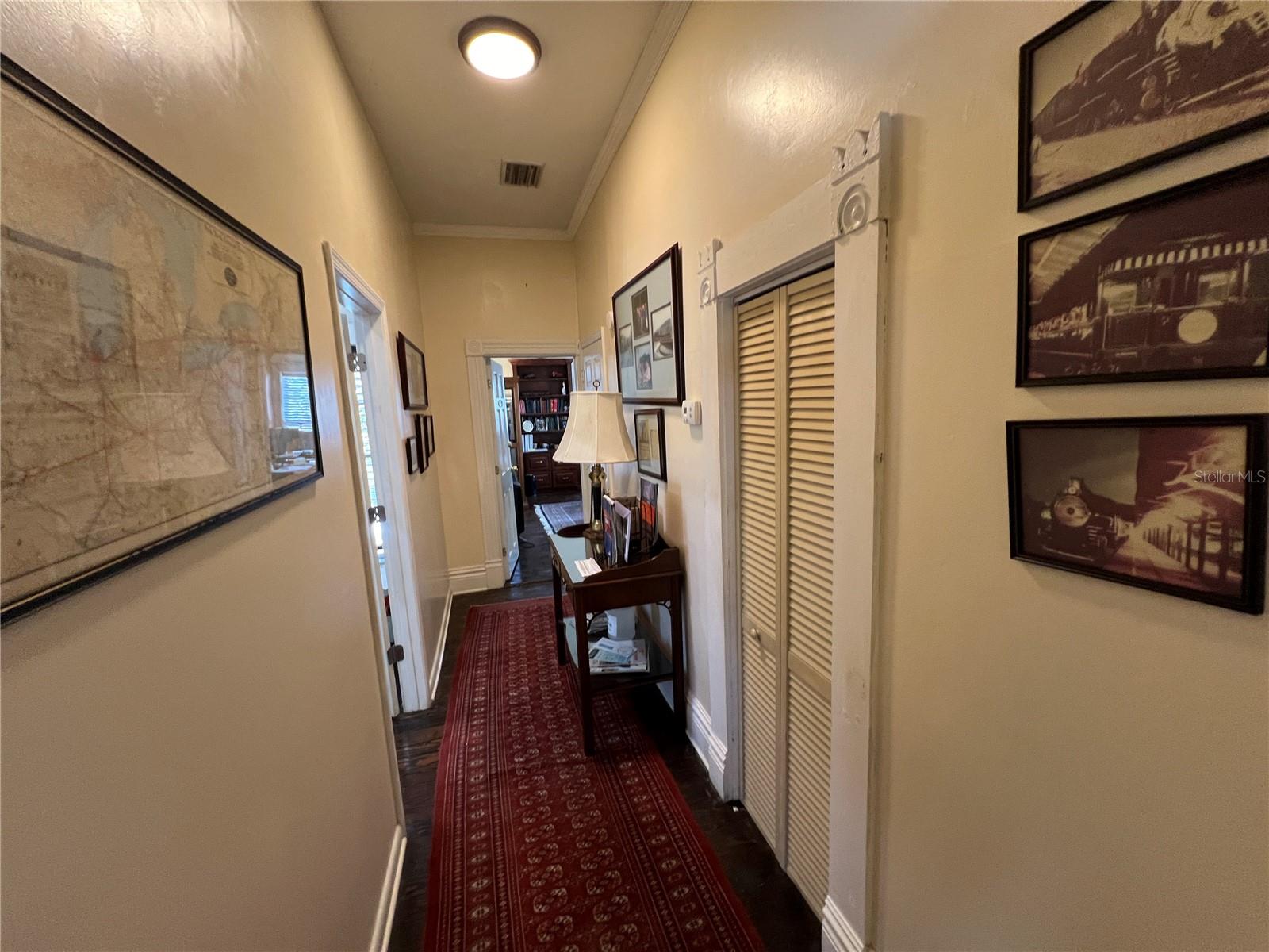 313 E OAK AVE, TAMPA, FL, 33602