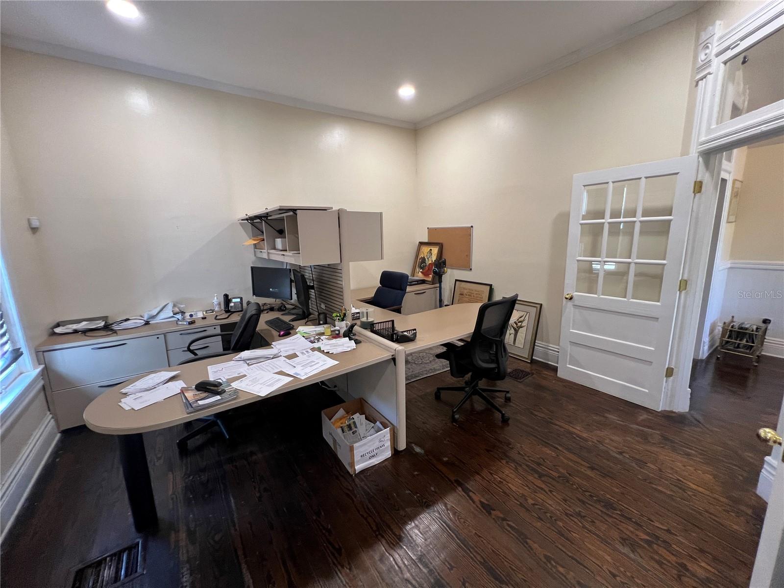 313 E OAK AVE, TAMPA, FL, 33602