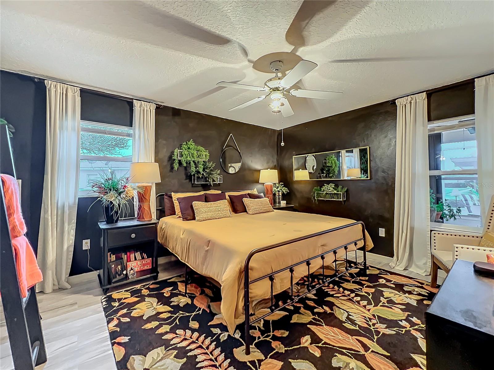 1131 APPLE TER, LEESBURG, FL, 34748