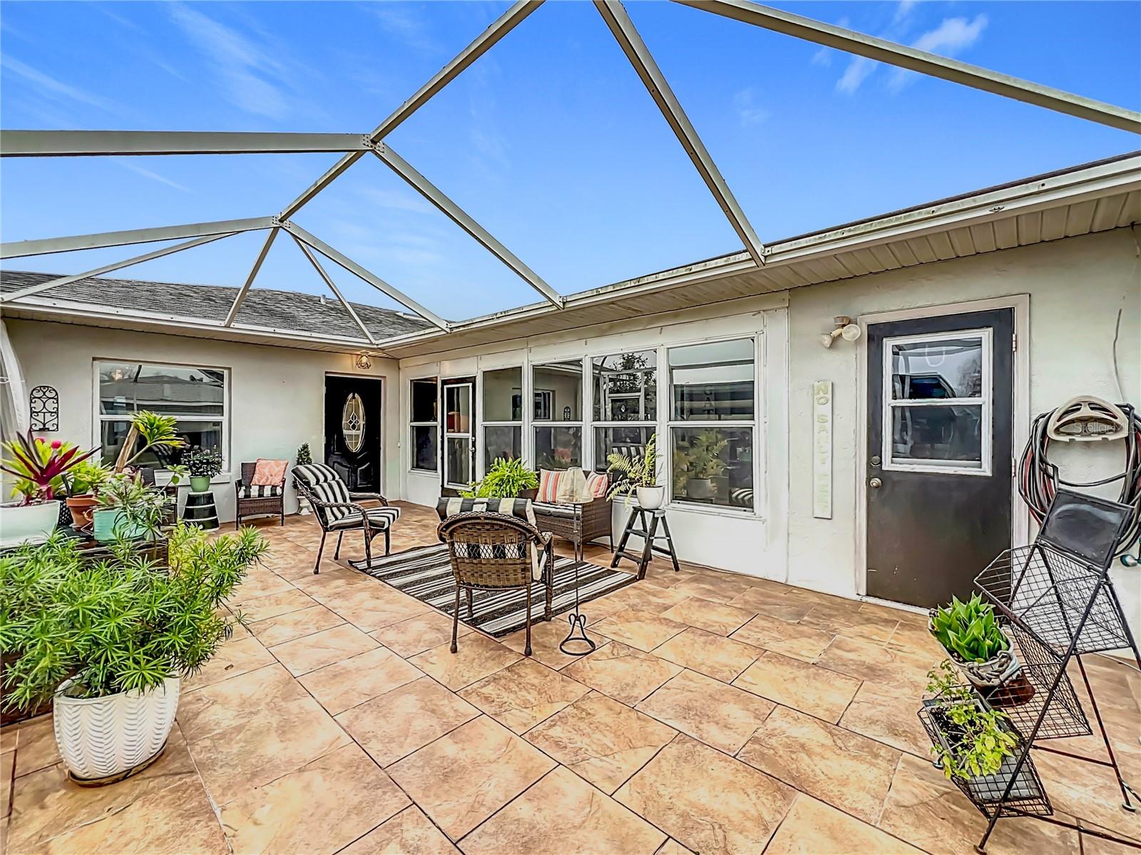 1131 APPLE TER, LEESBURG, FL, 34748