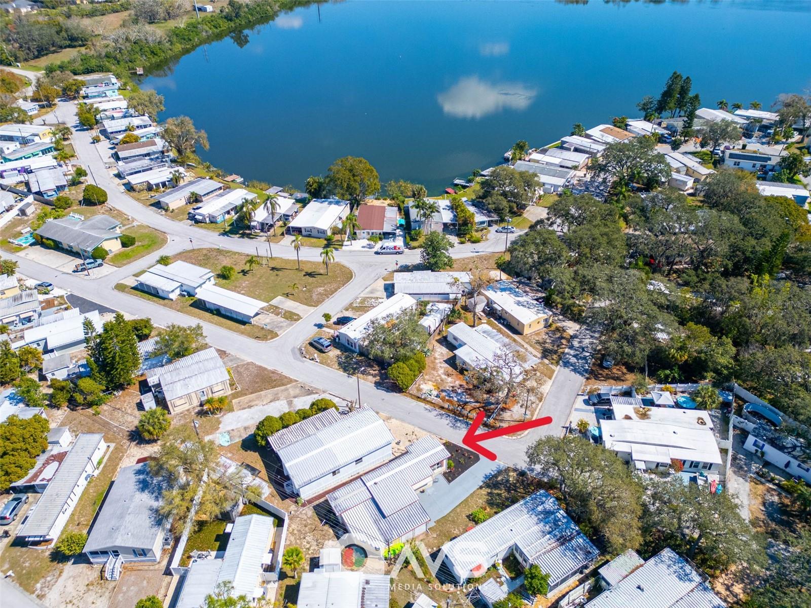 TB8355928 Property Photo