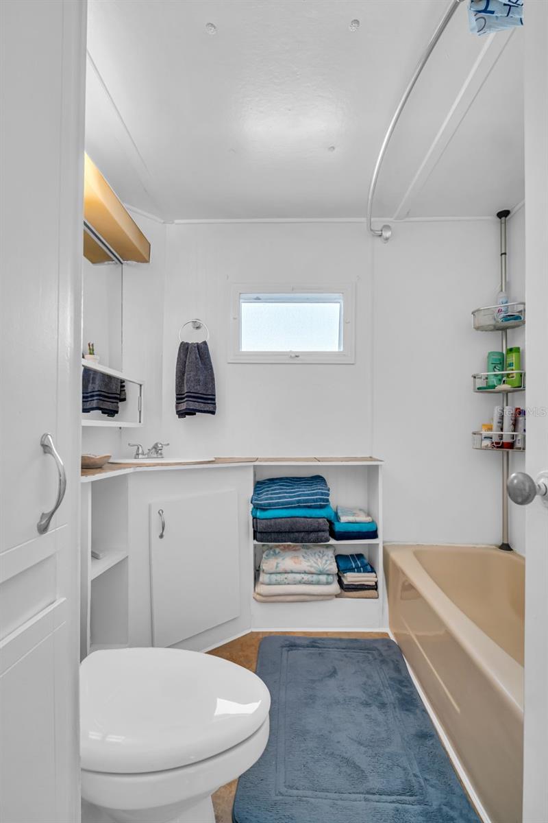 TB8355928 Property Photo