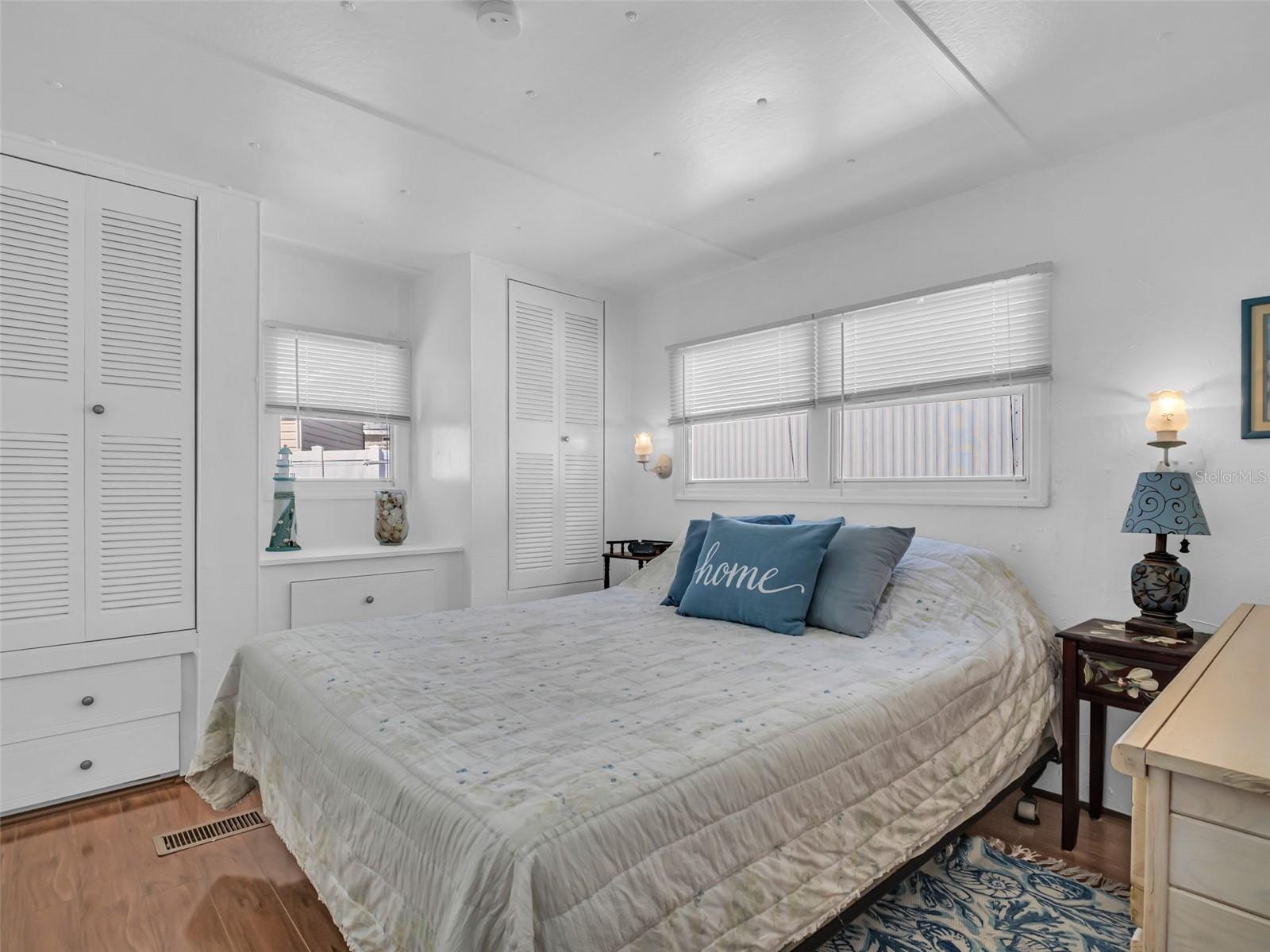 TB8355928 Property Photo