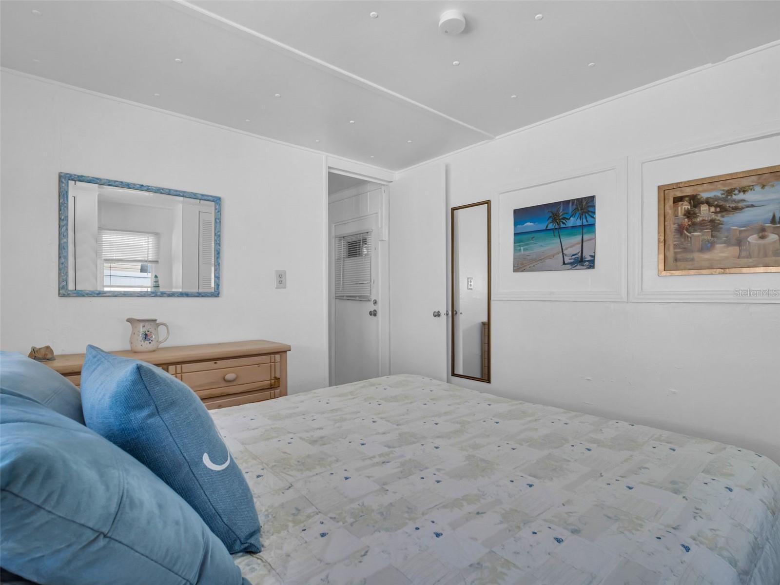 TB8355928 Property Photo