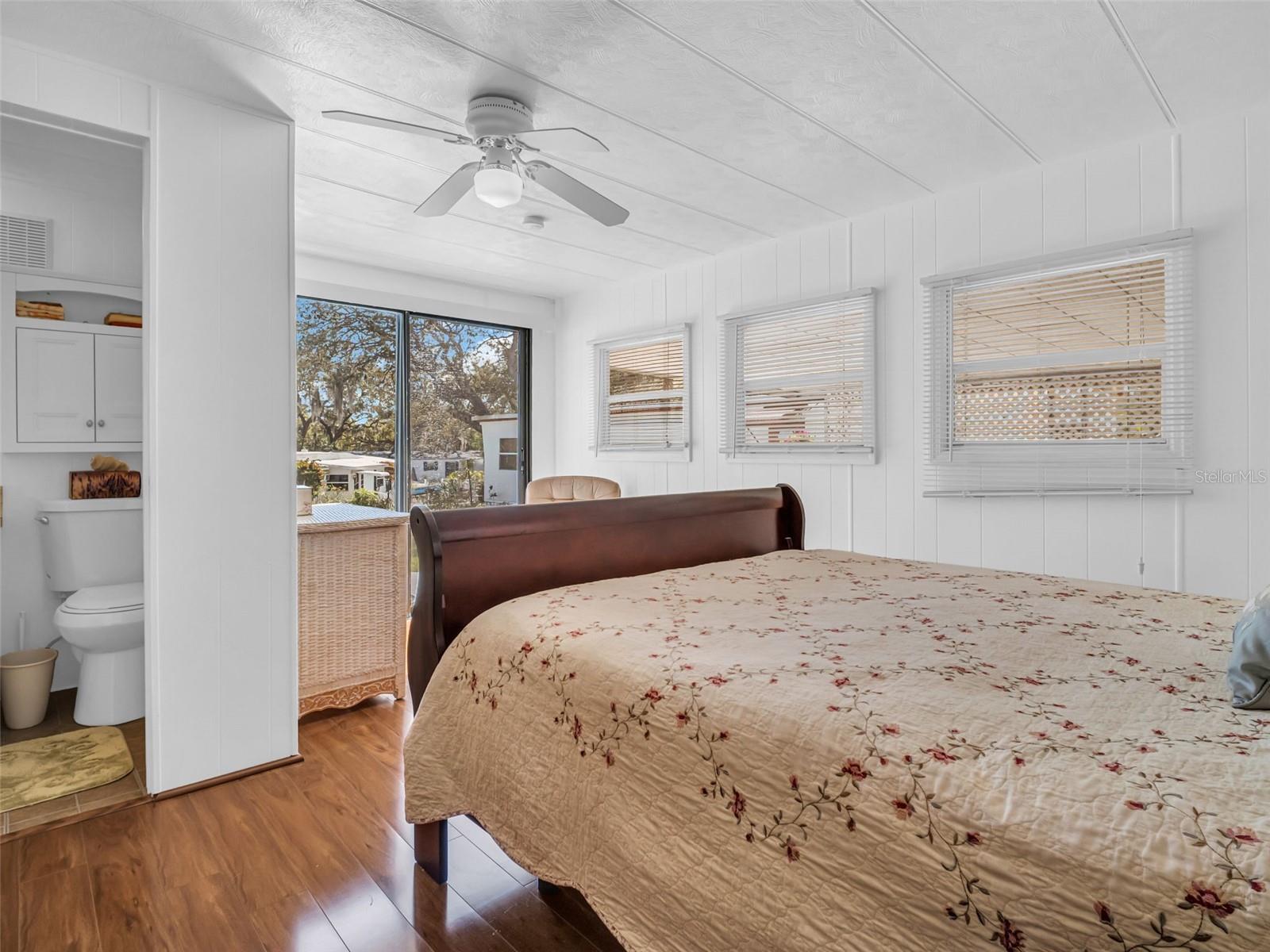 TB8355928 Property Photo