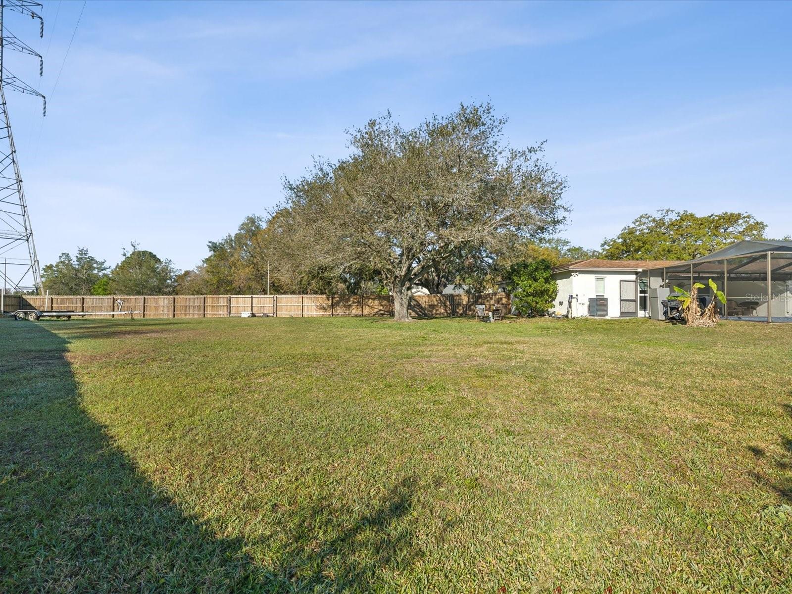 15801 BRIDGEWATER LN, TAMPA, FL, 33624