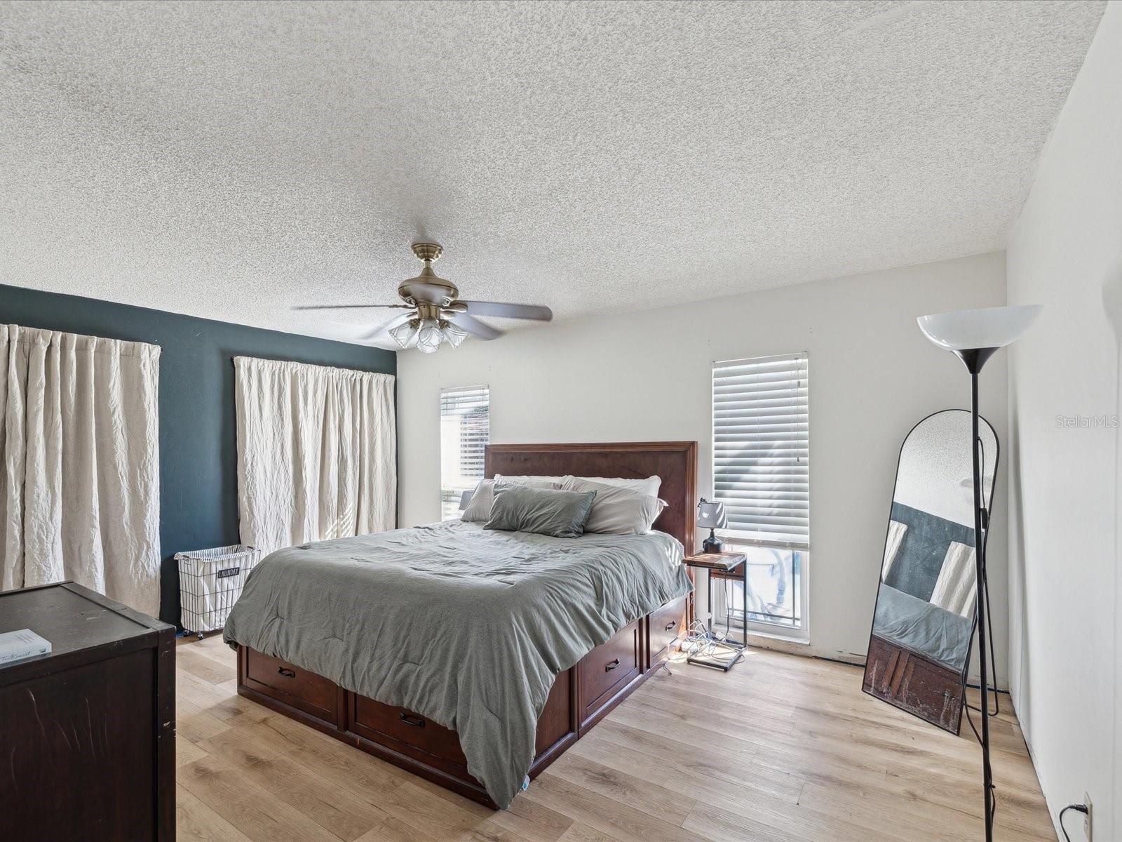 15801 BRIDGEWATER LN, TAMPA, FL, 33624