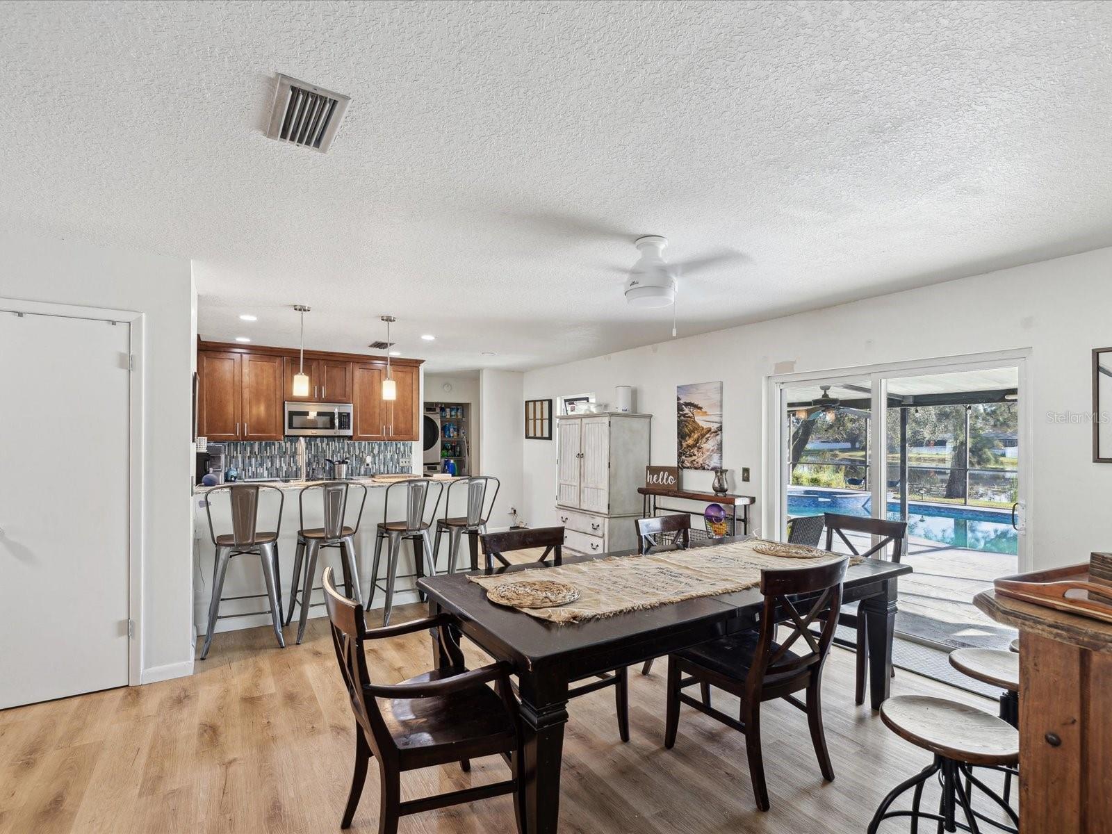 15801 BRIDGEWATER LN, TAMPA, FL, 33624