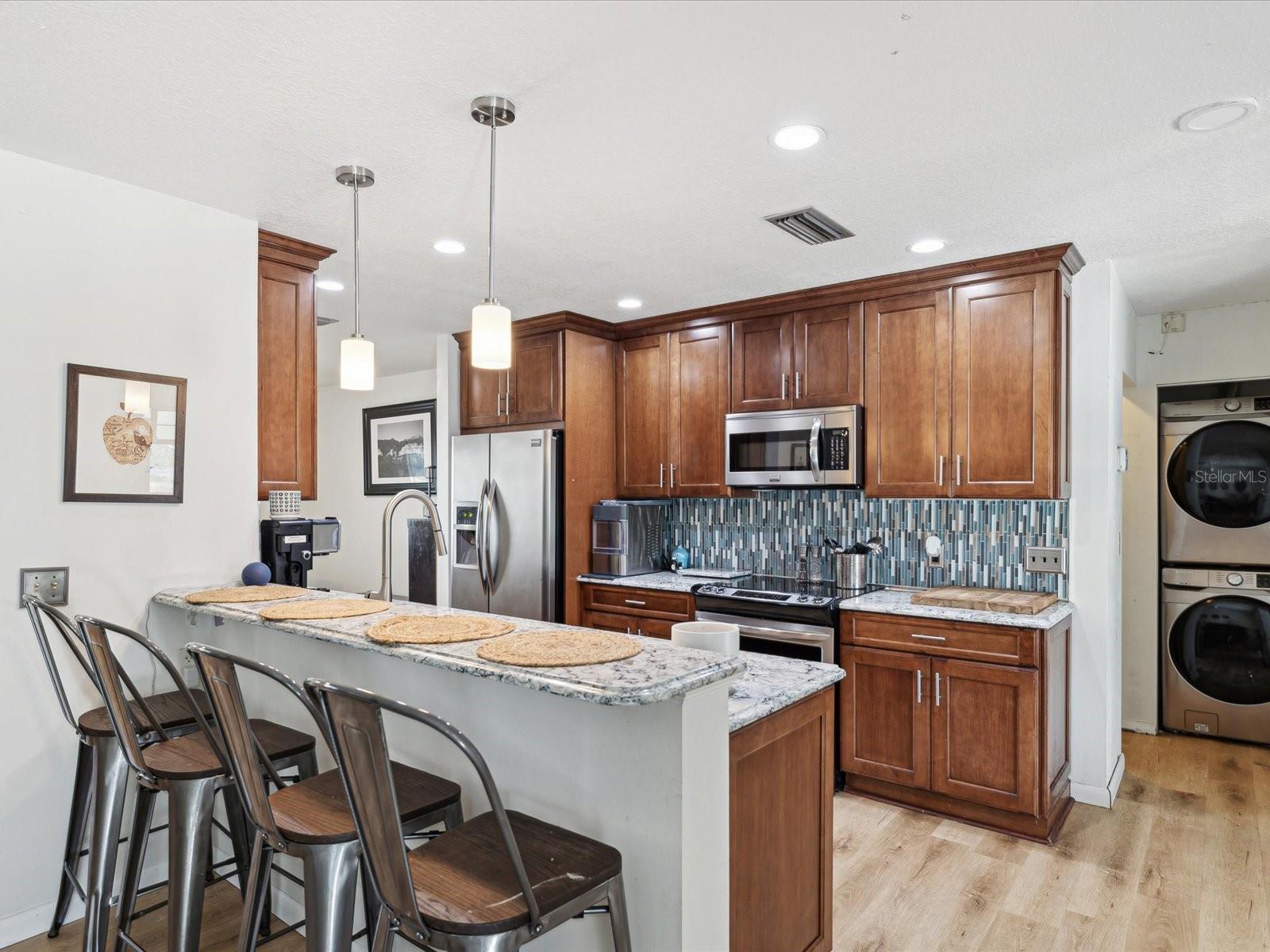 15801 BRIDGEWATER LN, TAMPA, FL, 33624