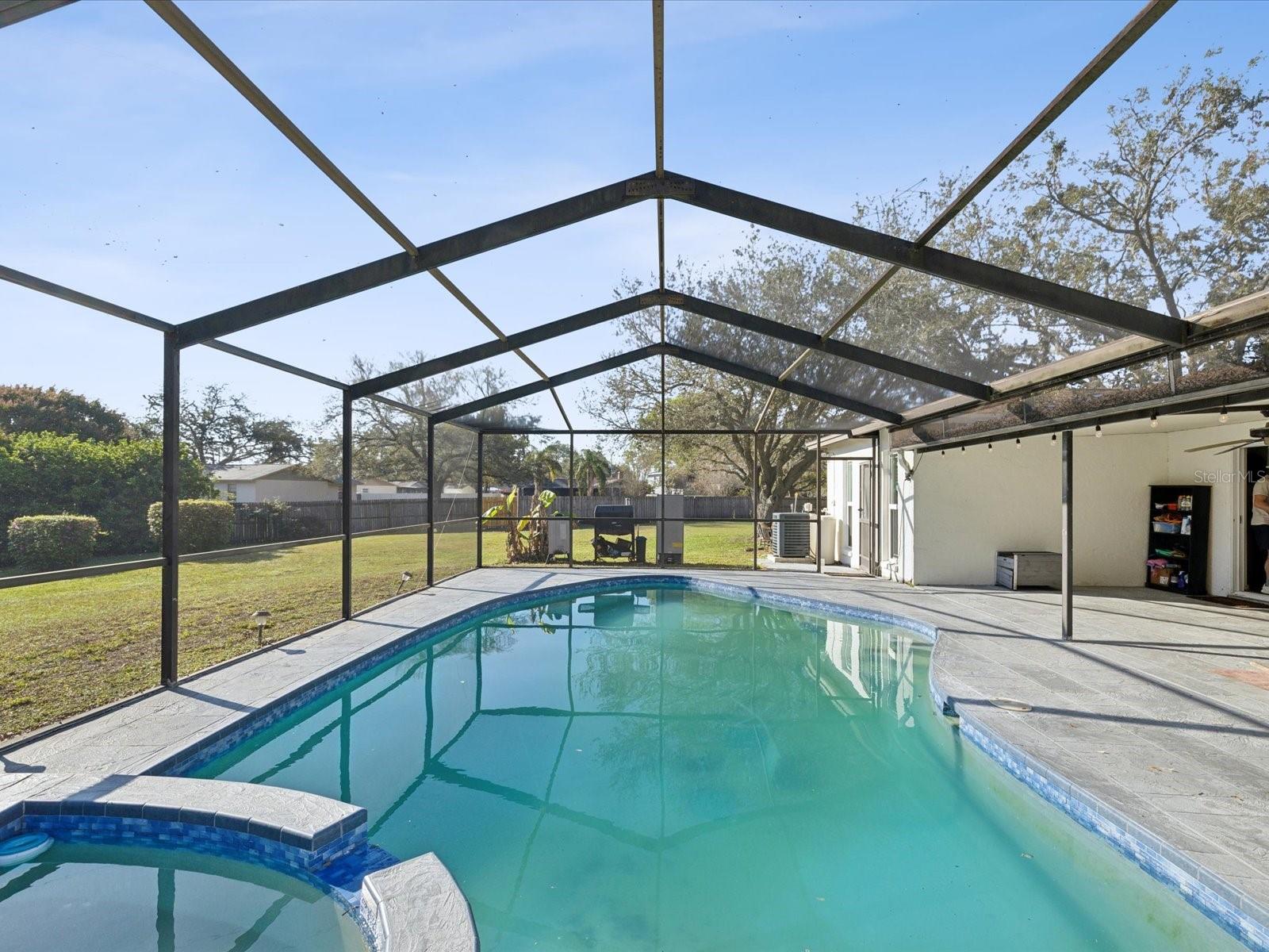 15801 BRIDGEWATER LN, TAMPA, FL, 33624