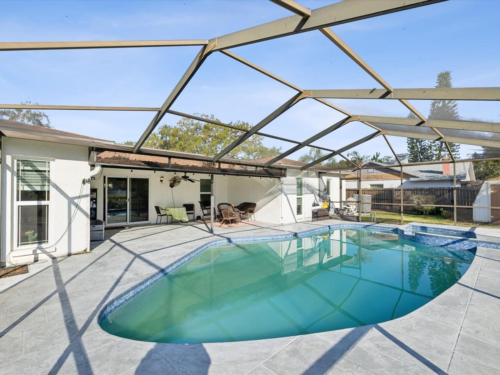 15801 BRIDGEWATER LN, TAMPA, FL, 33624