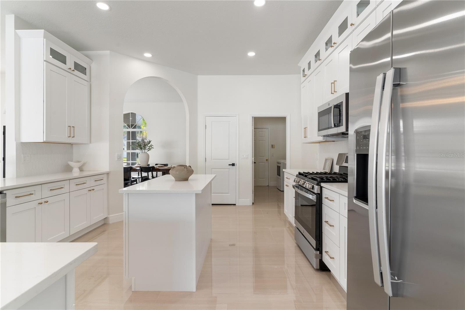 28752 FALLING LEAVES WAY, WESLEY CHAPEL, FL, 33543